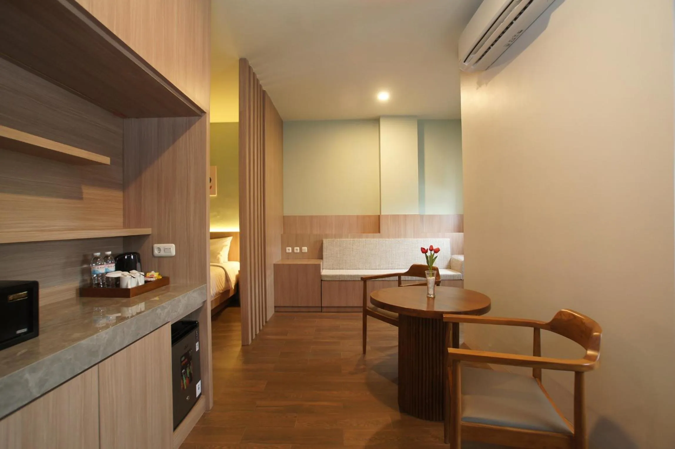 Living room in Hexton Hotel Lampung by Amazing