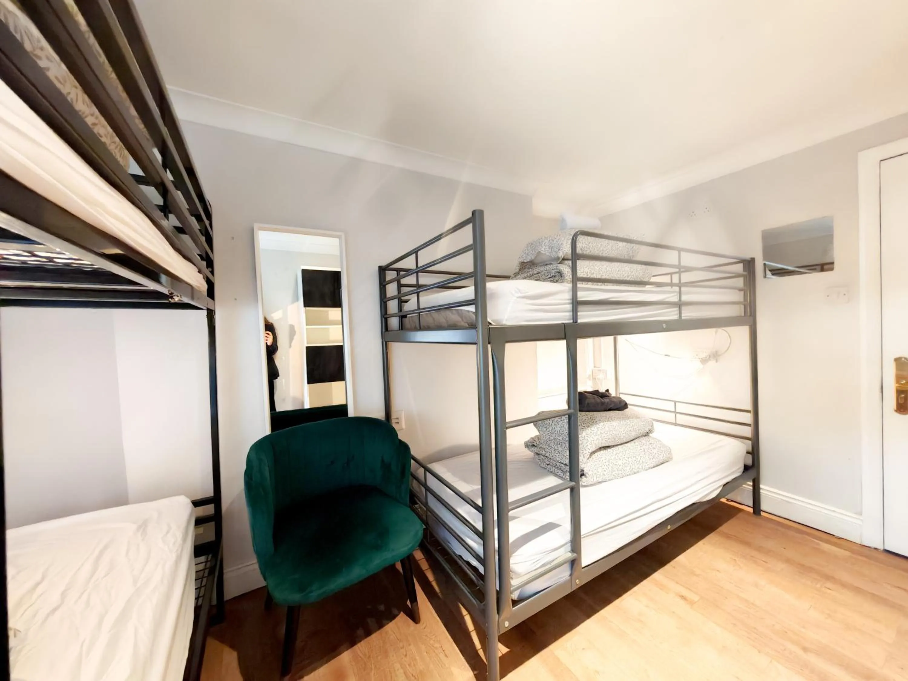 Bed in Prime Backpackers Angel