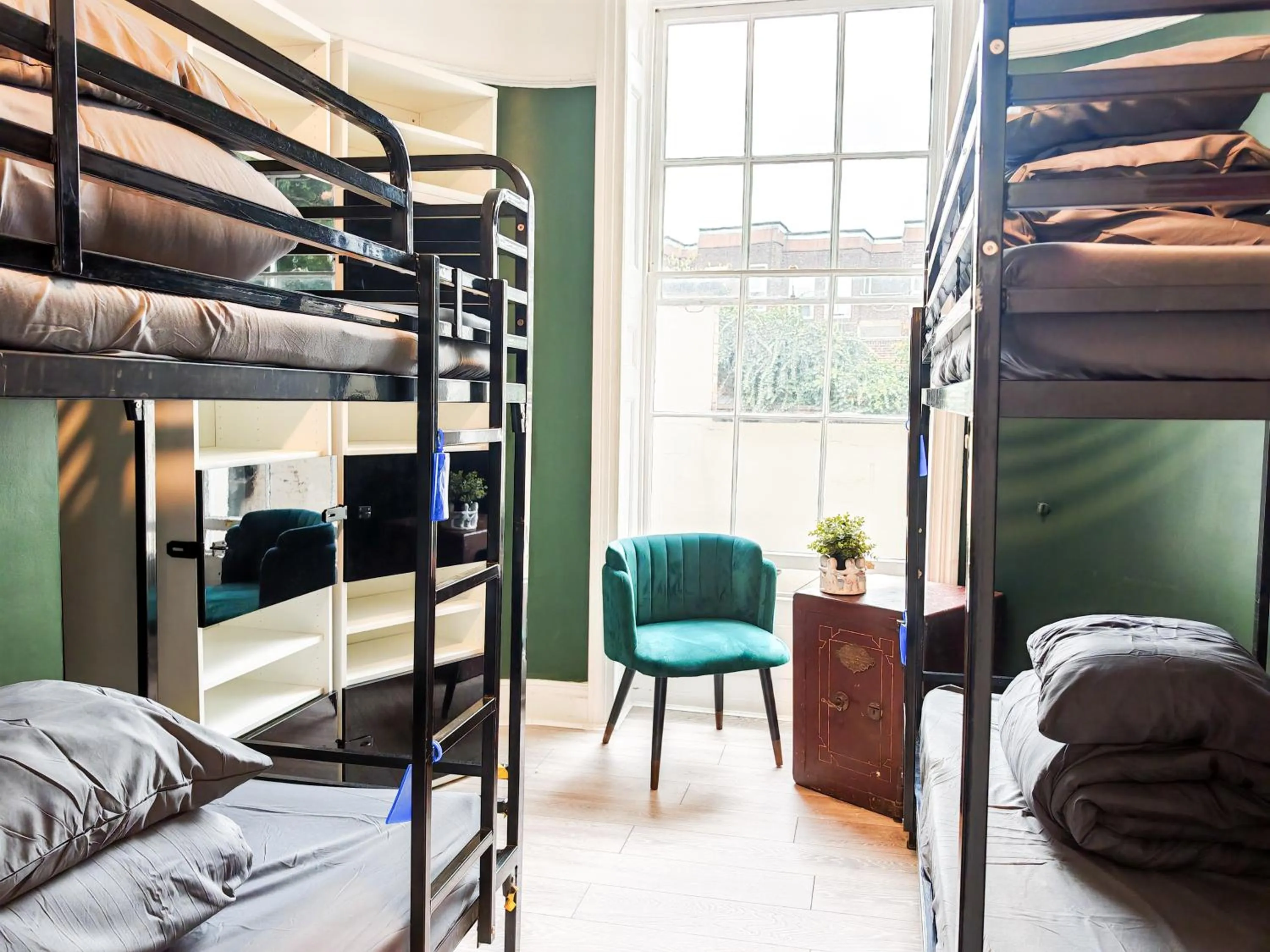 Bed in Prime Backpackers Angel