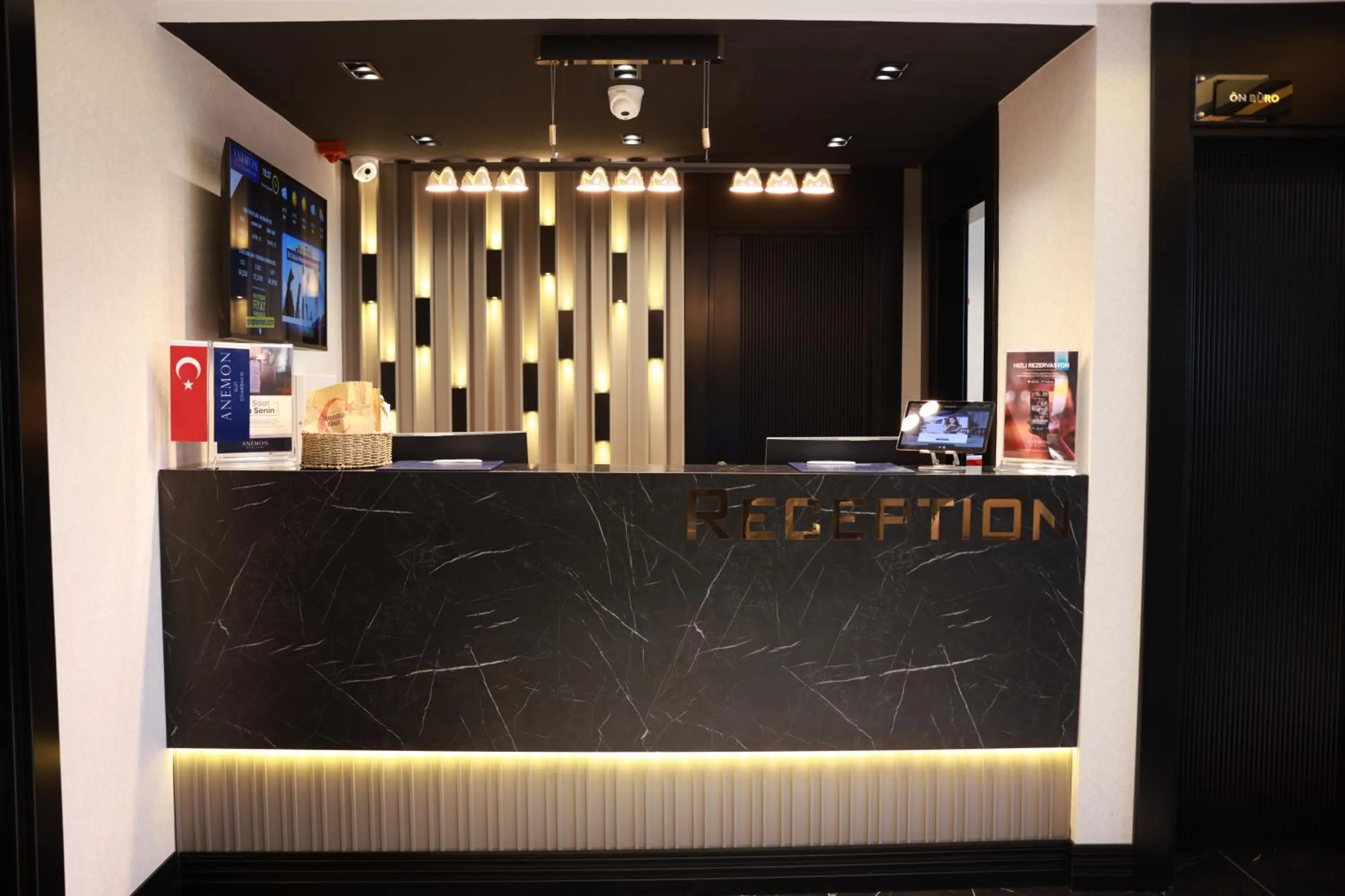 Lobby or reception in Anemon Diyarbakır Suit Hotel