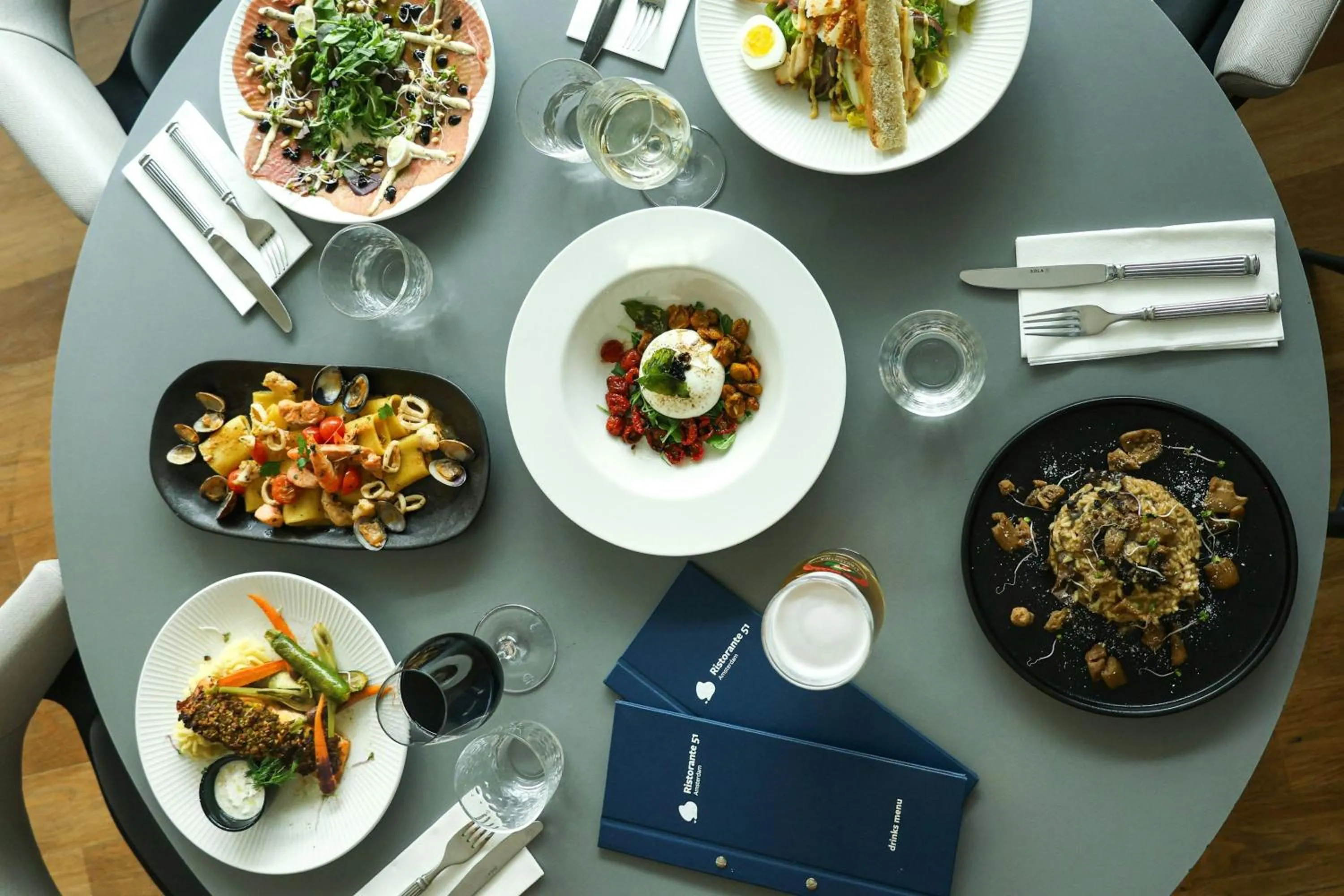 Restaurant/places to eat in Courtyard by Marriott Amsterdam Arena Atlas