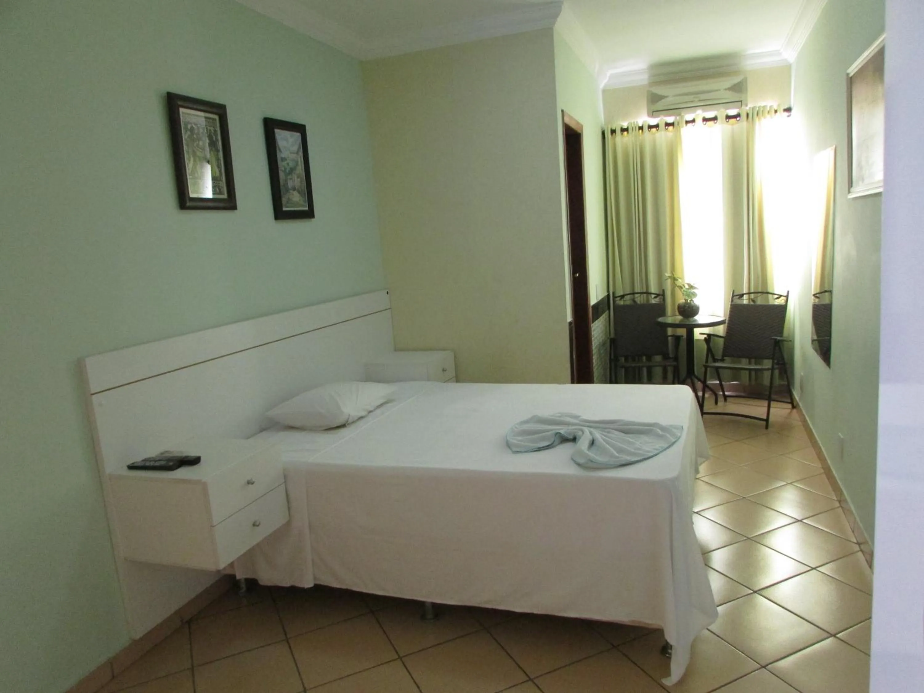 Bed in Hotel Industrial Contagem