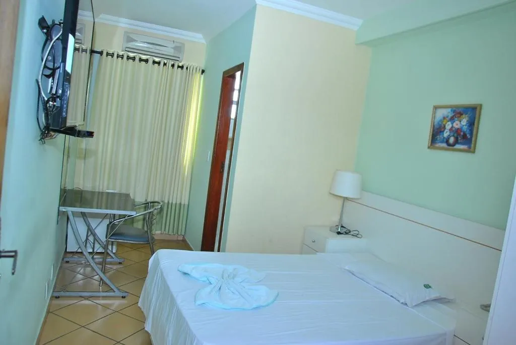 Bed in Hotel Industrial Contagem