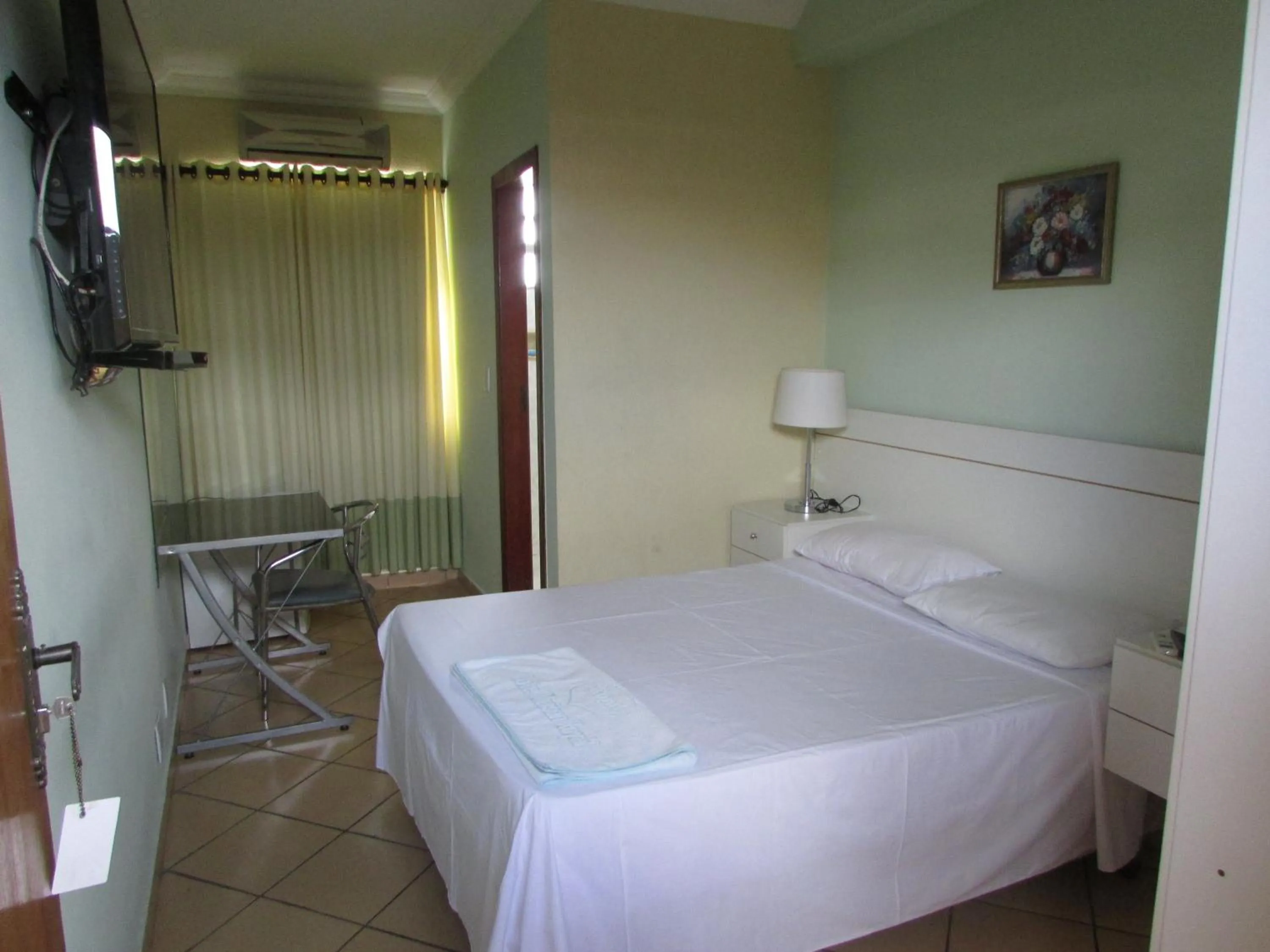 Bed in Hotel Industrial Contagem