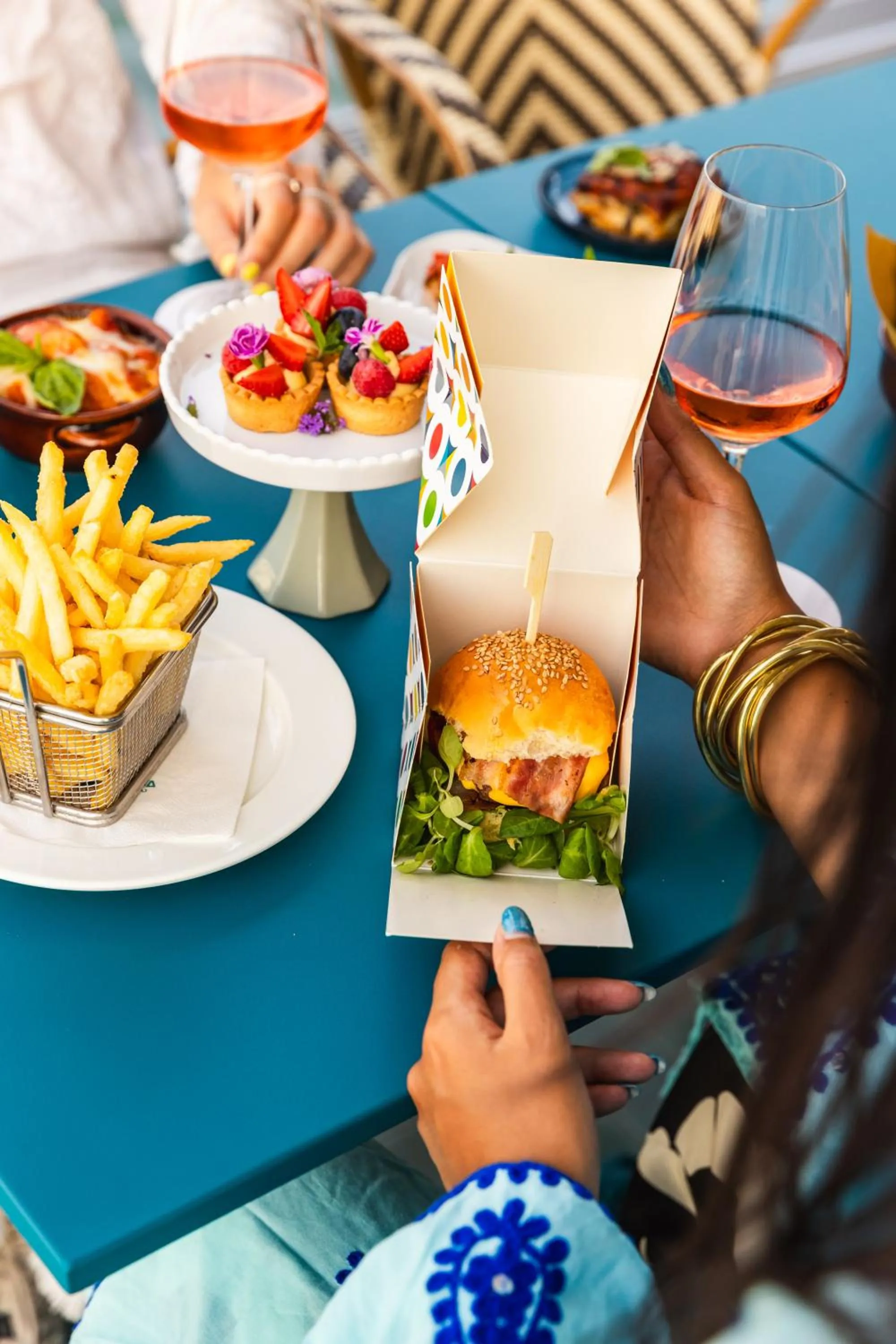 Food and drinks in Hotel Plaza