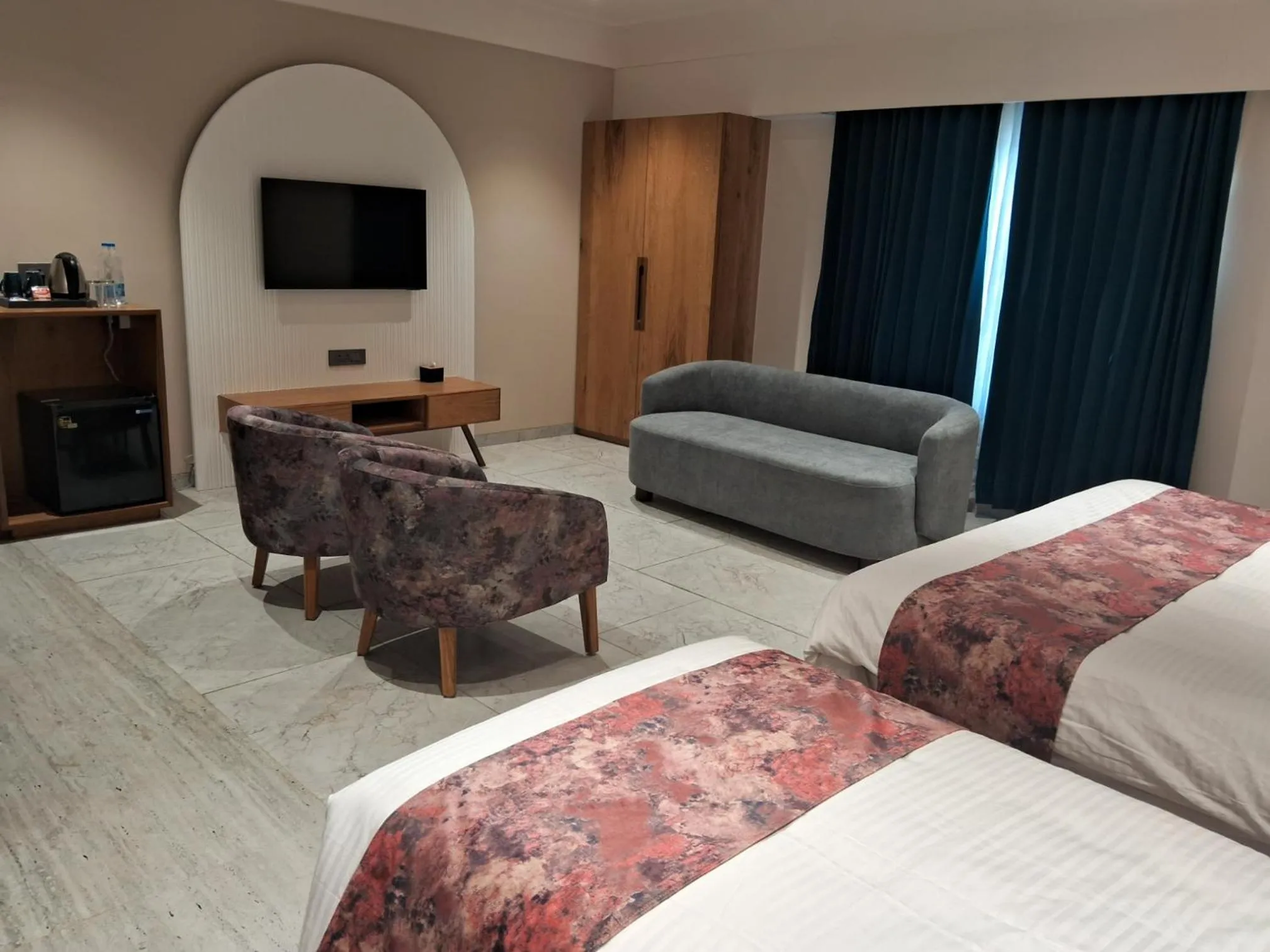 Bed in The Parterre - SG Highway Ahmedabad