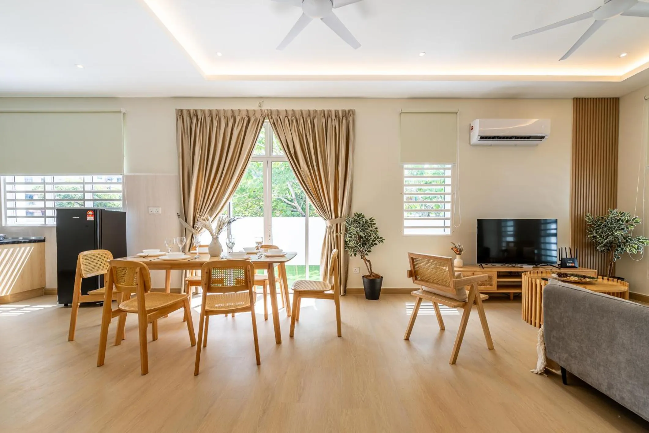 La Ferringhi Villa by BRB