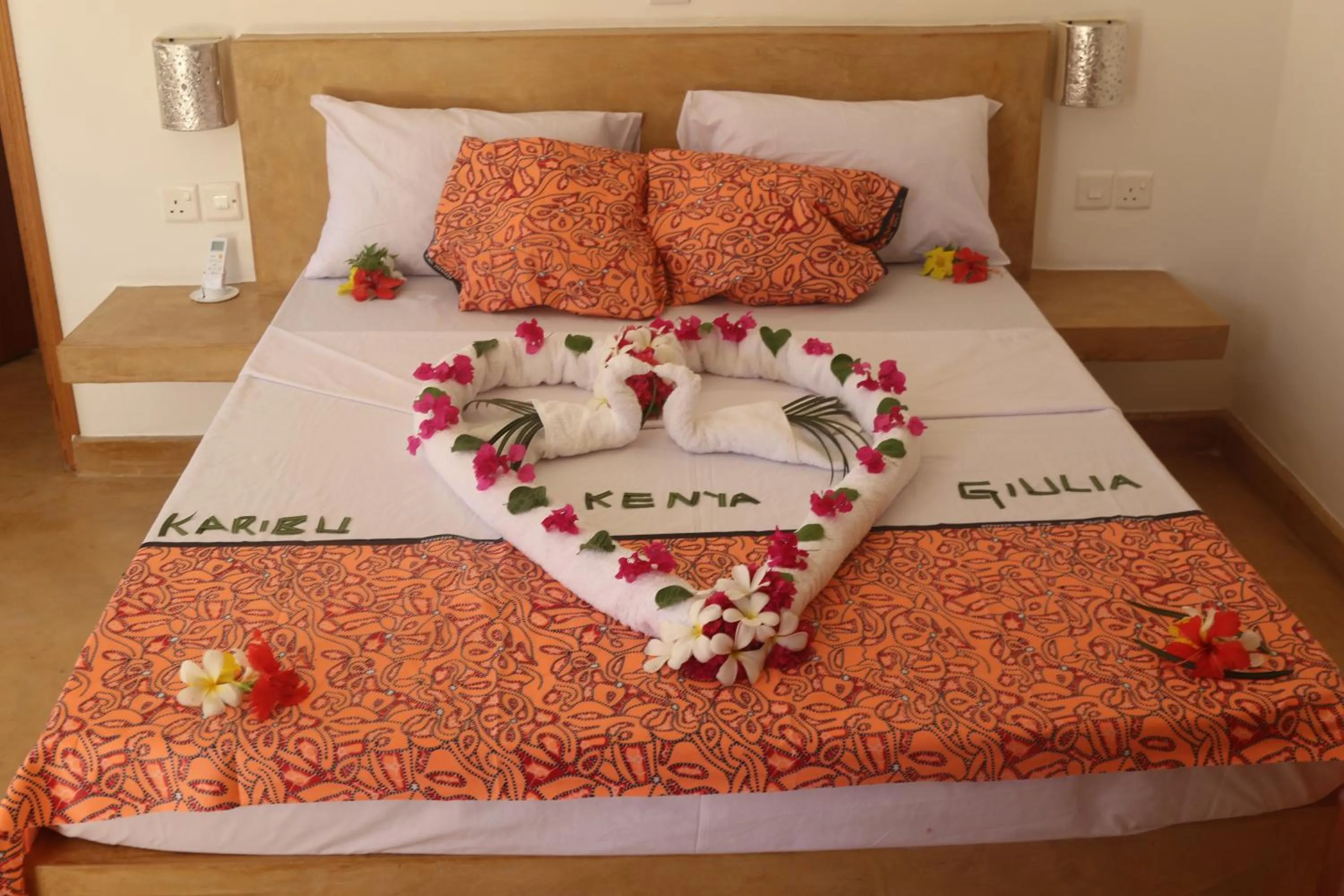 Bed in TATU INN Boutique Hotel WATAMU