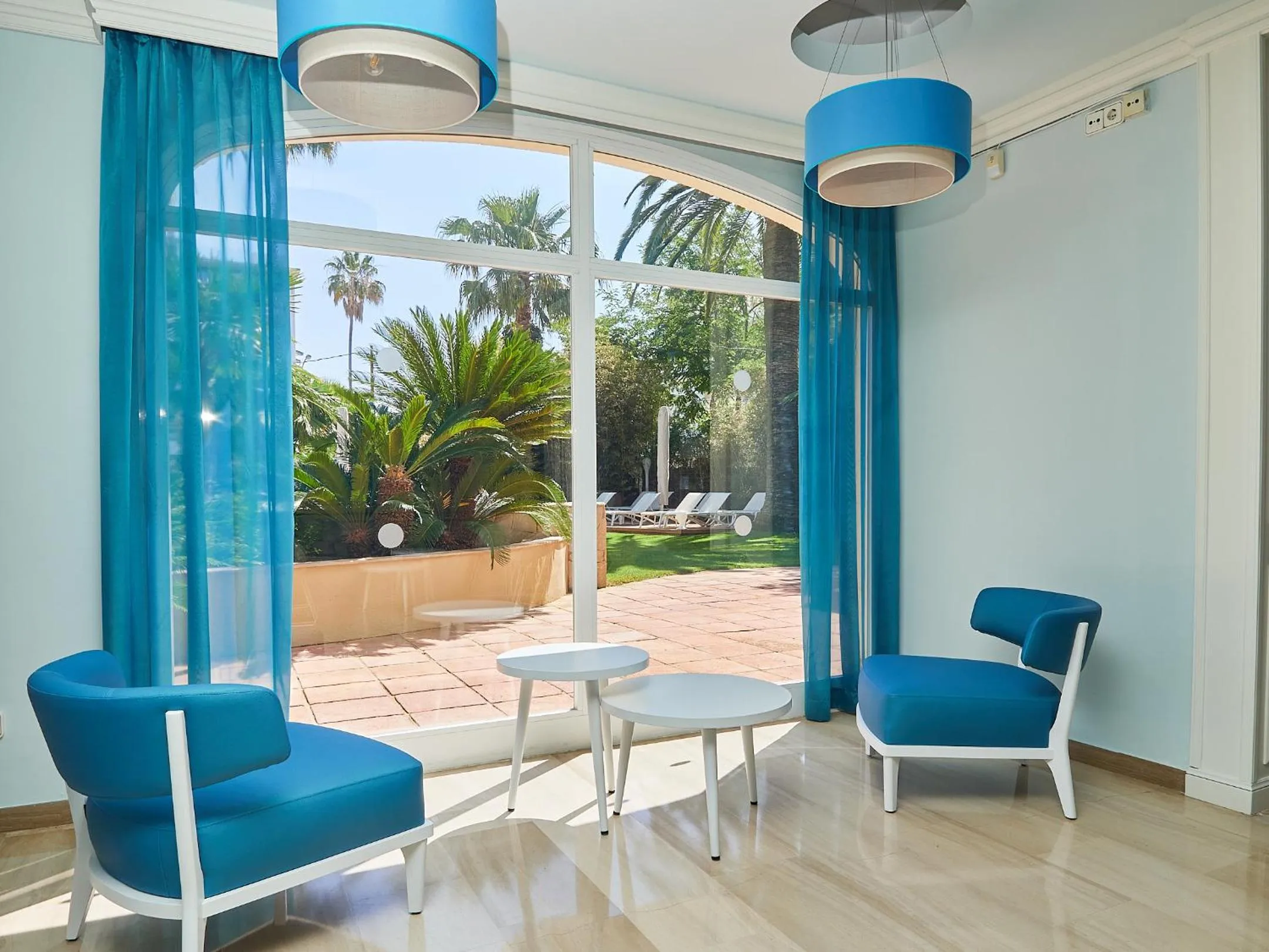 Lounge or bar in Mònica Hotel