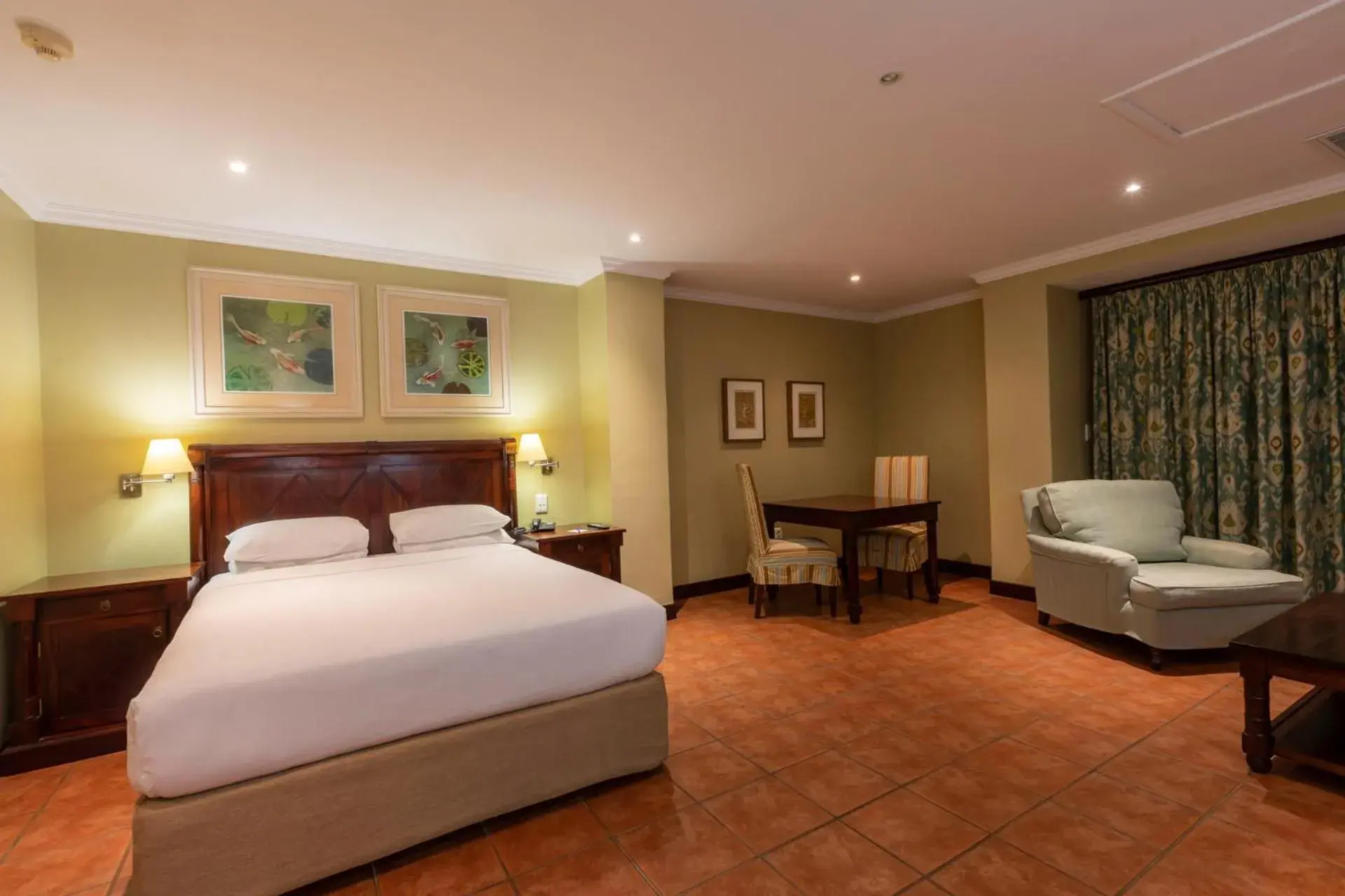 Executive Suite - Sea View & Balcony in Hotel Cardoso Executive Suite - Sea View & Balcony in Hotel Cardoso