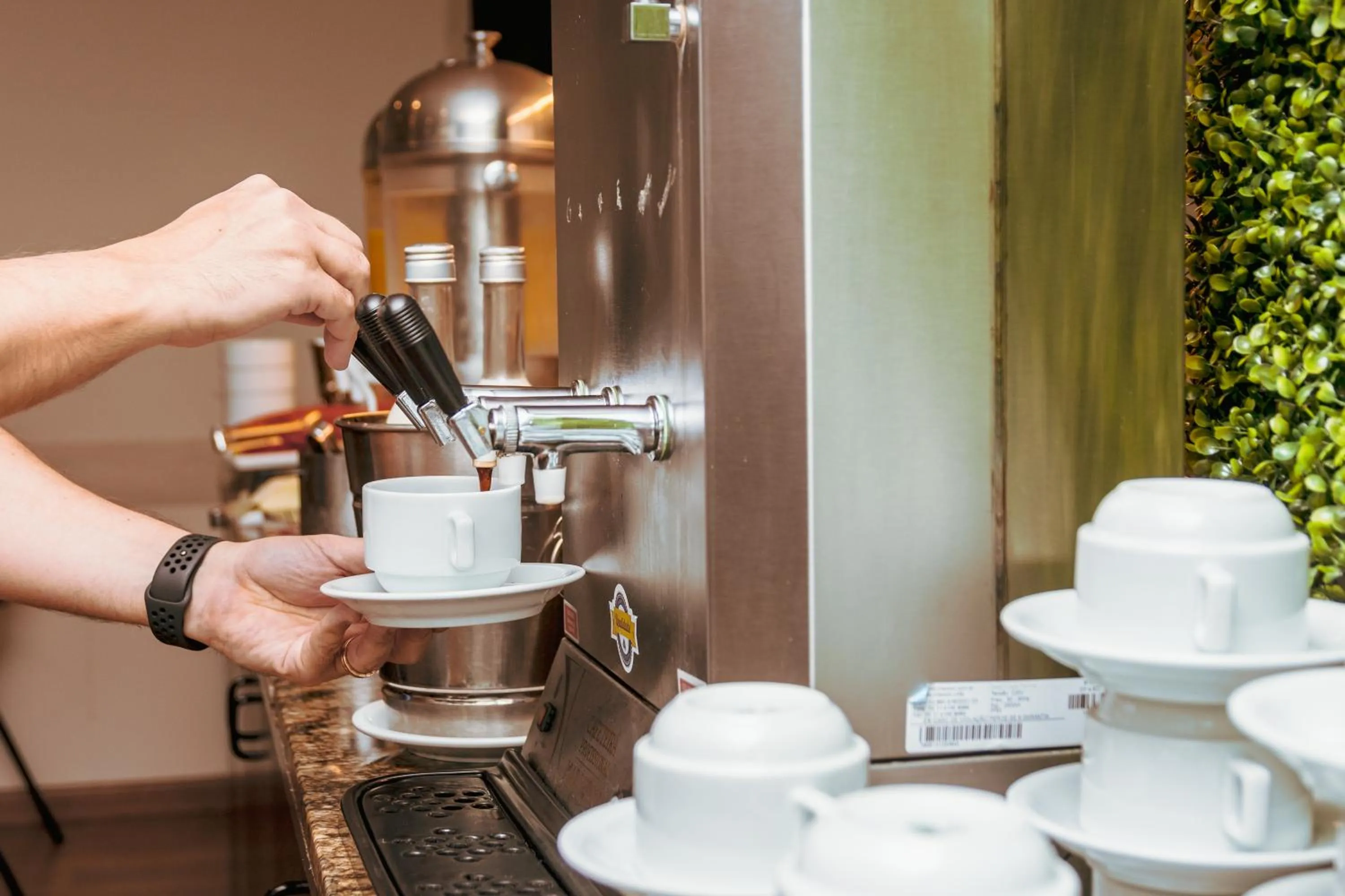 Floresta Hotel - Expo C Norte - Distrito Anhembi