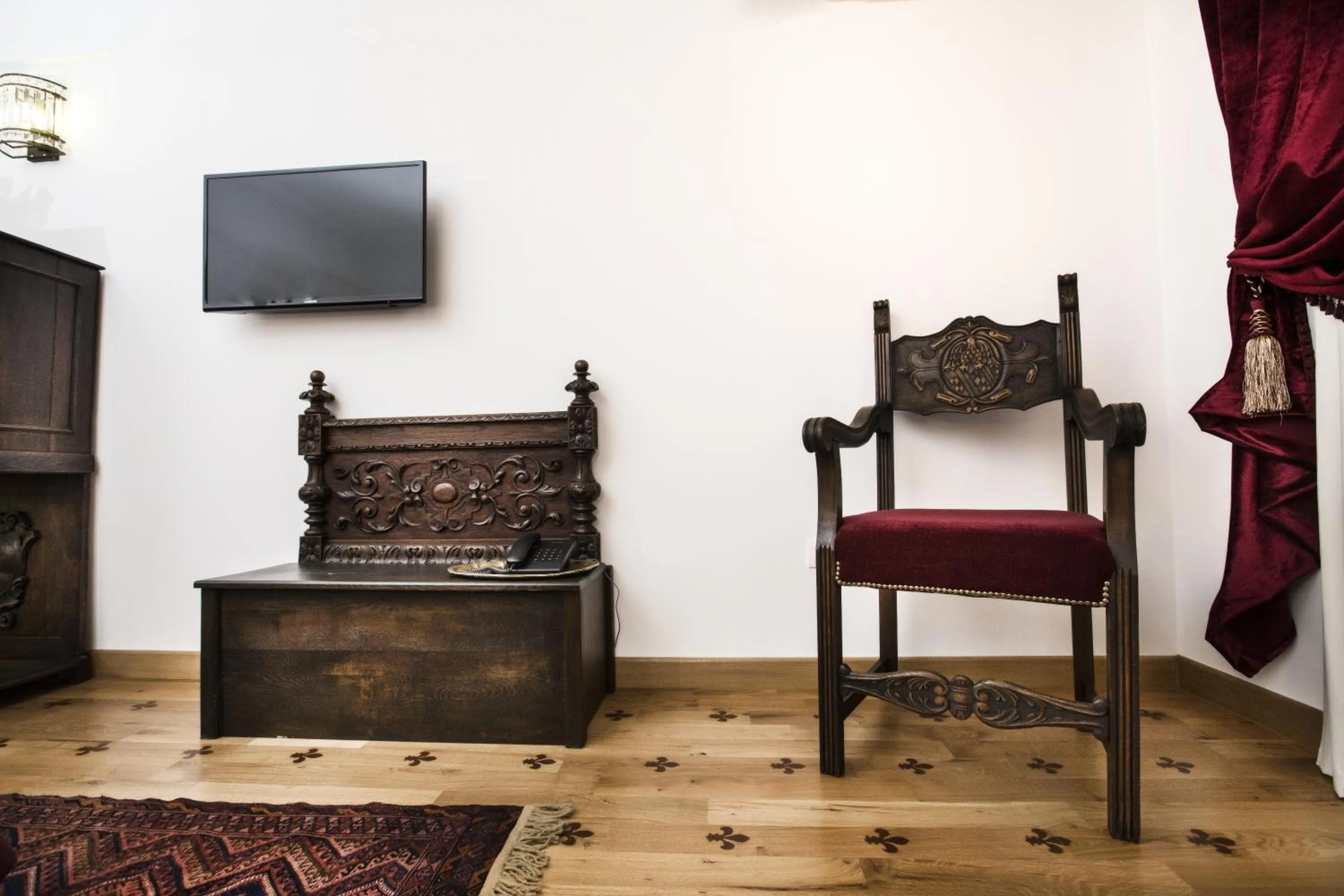 Seating area in Casa Din Bran - Inn Center