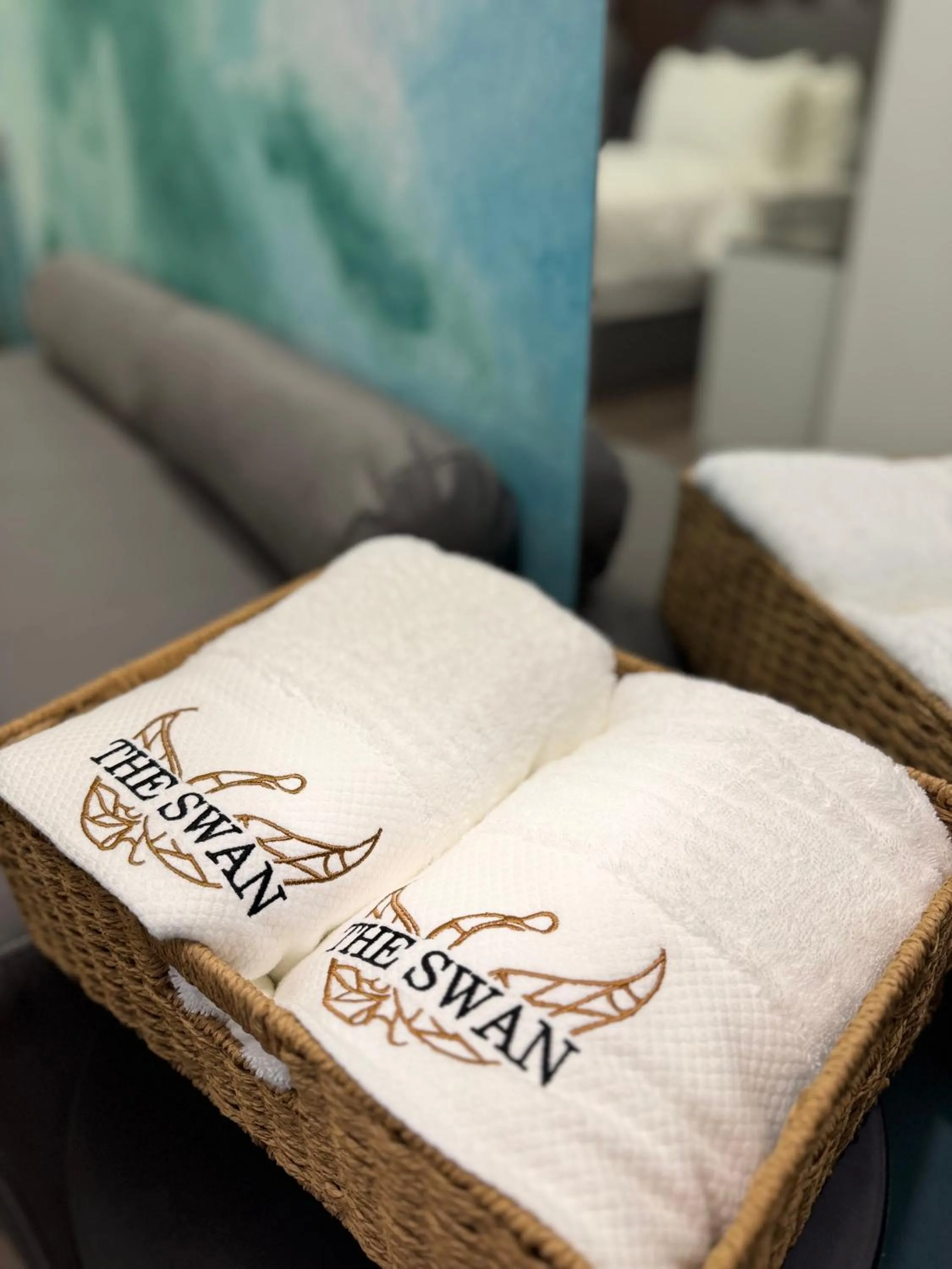 Bed in THE SWAN hotel