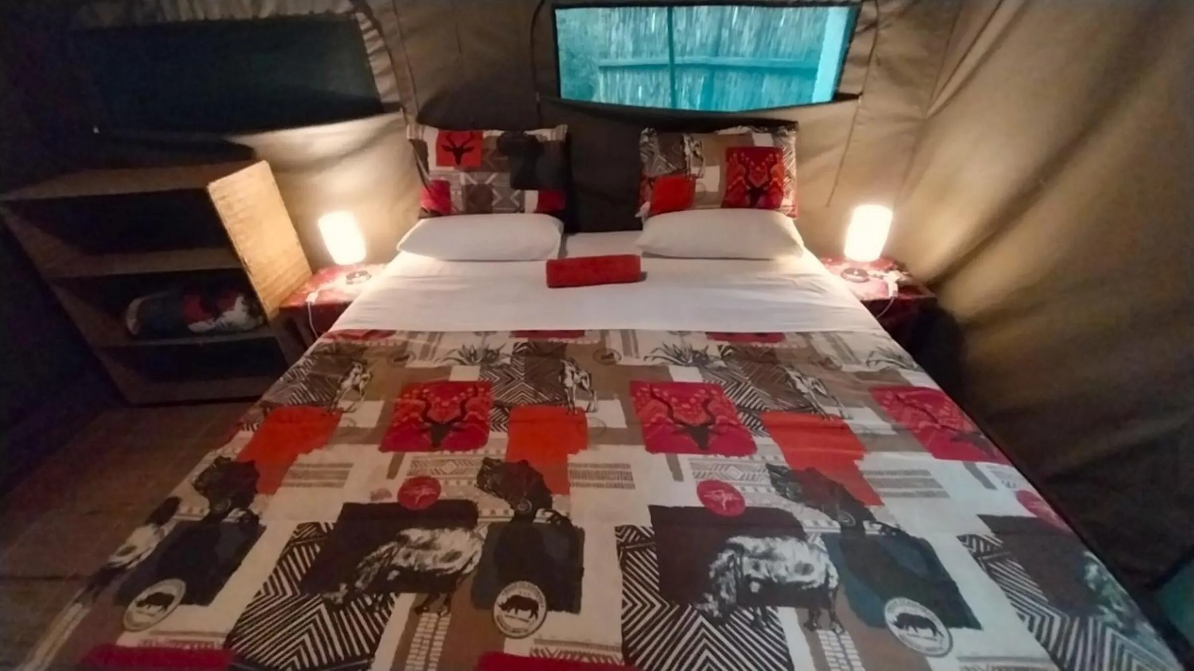 Bed in DEVOCEAN Lodge