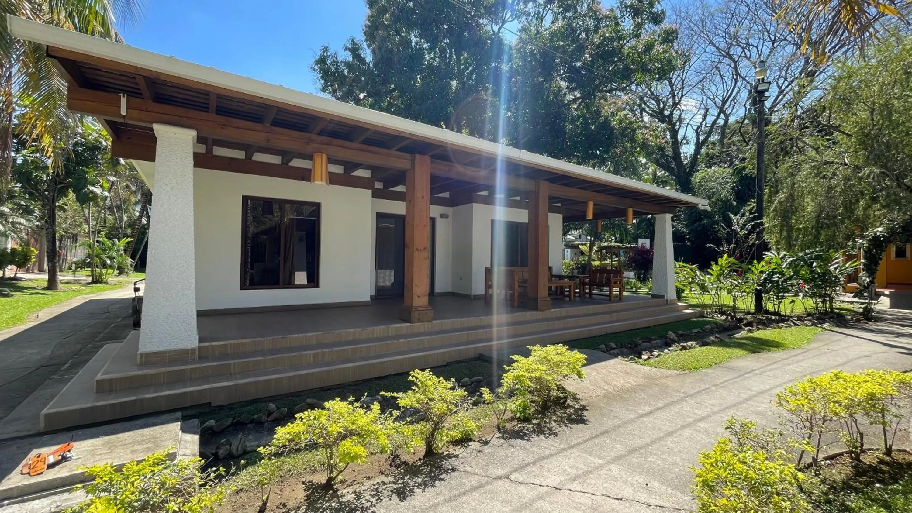 Paraiso Rainforest and Beach Hotel