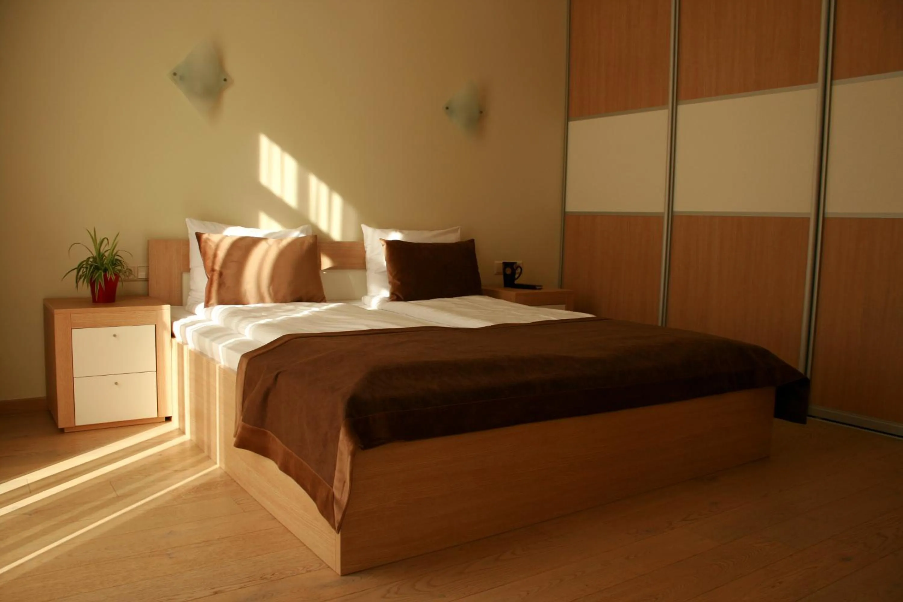 Bedroom, Bed in Katrin Apartments