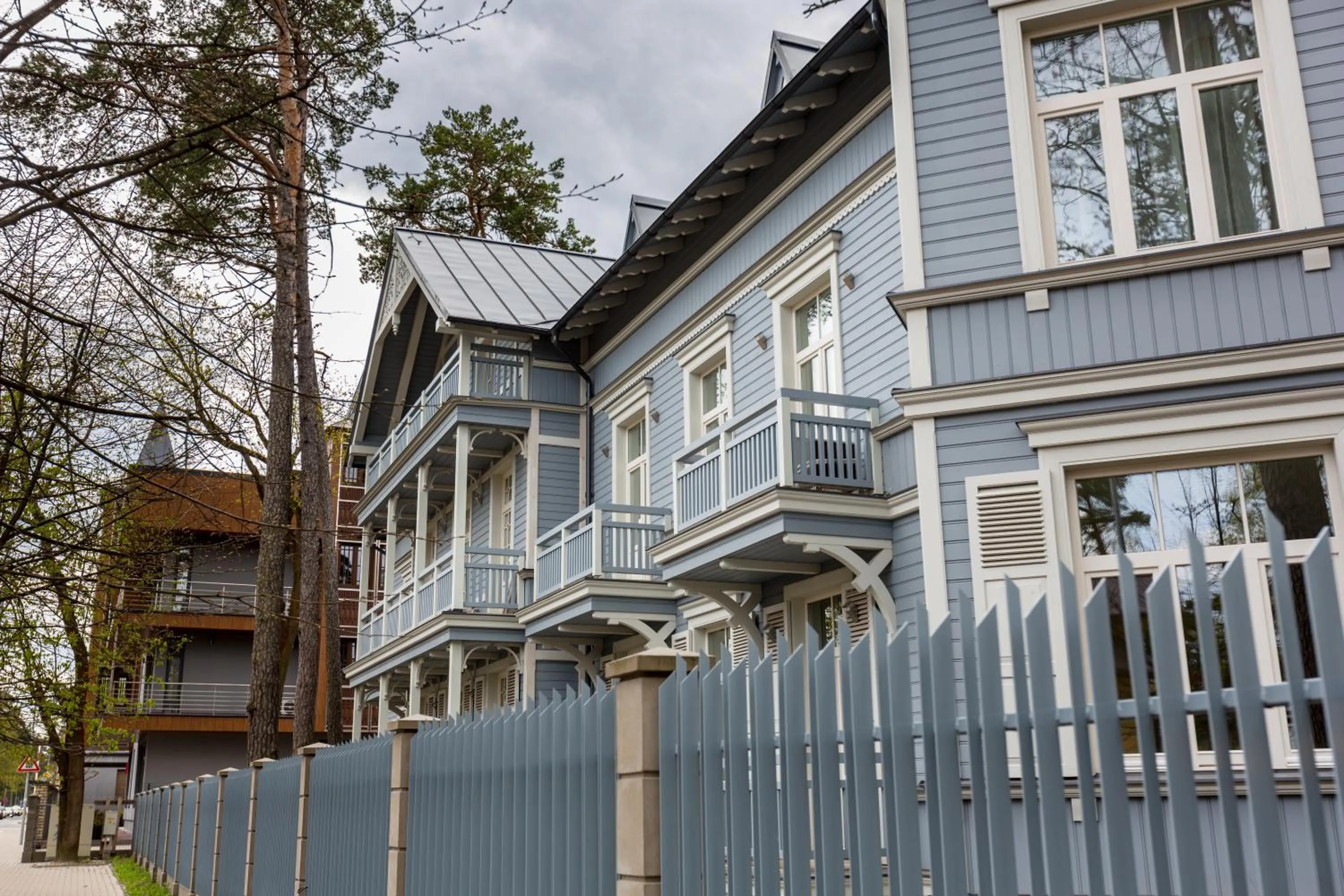 Property building in Katrin Apartments