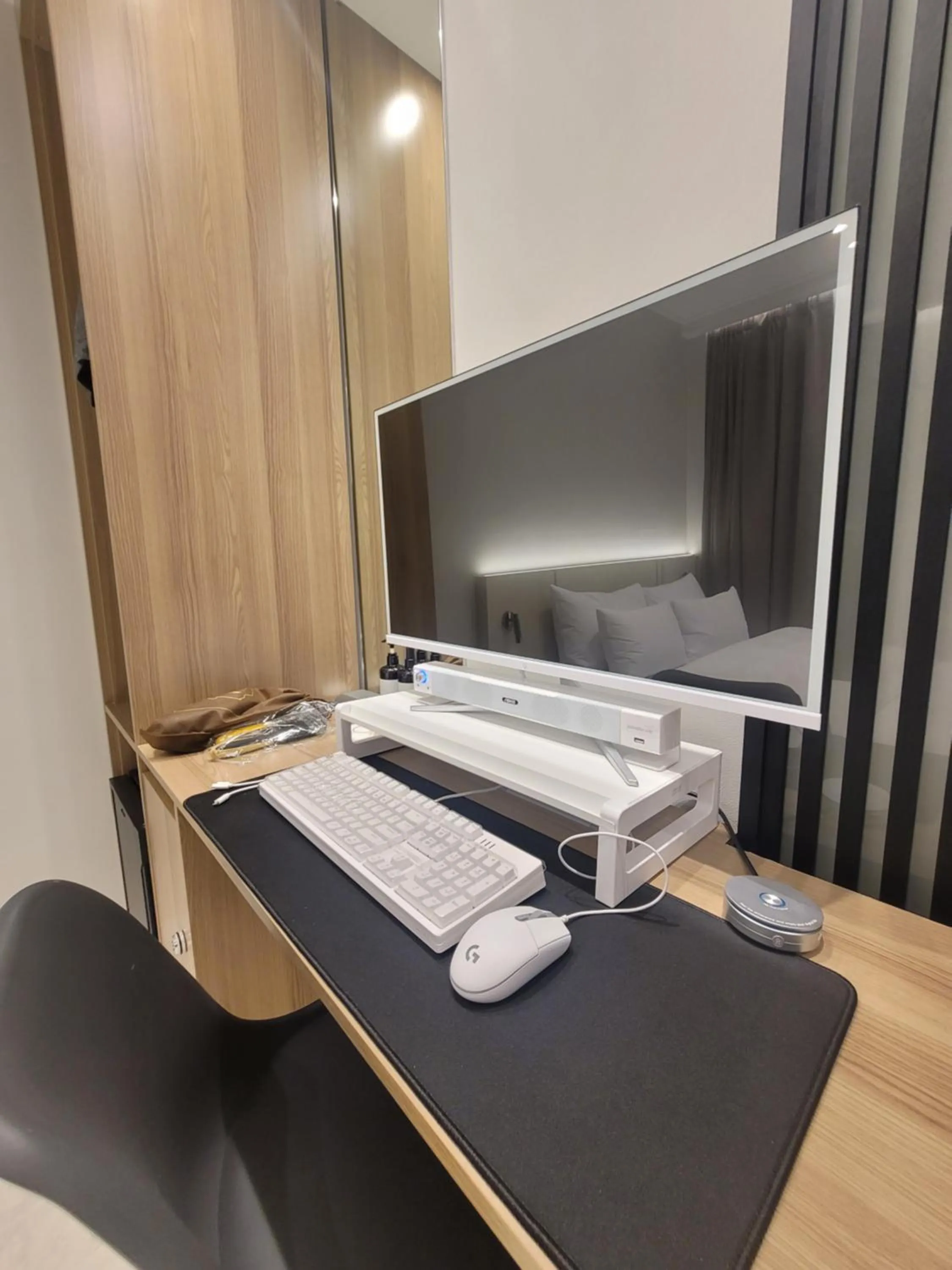 Bedroom, Bed in Hwagok August