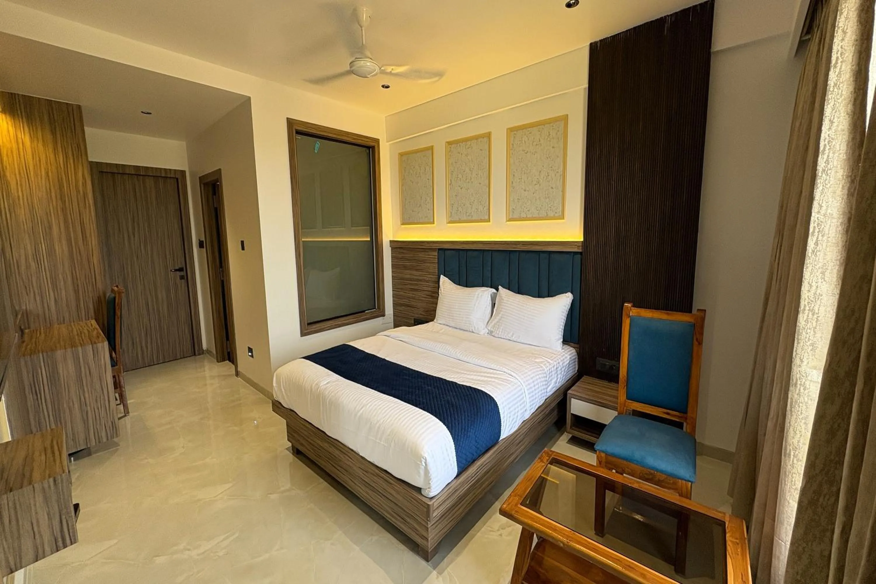 Bed in Hotel Kushala Grand, Dombivali
