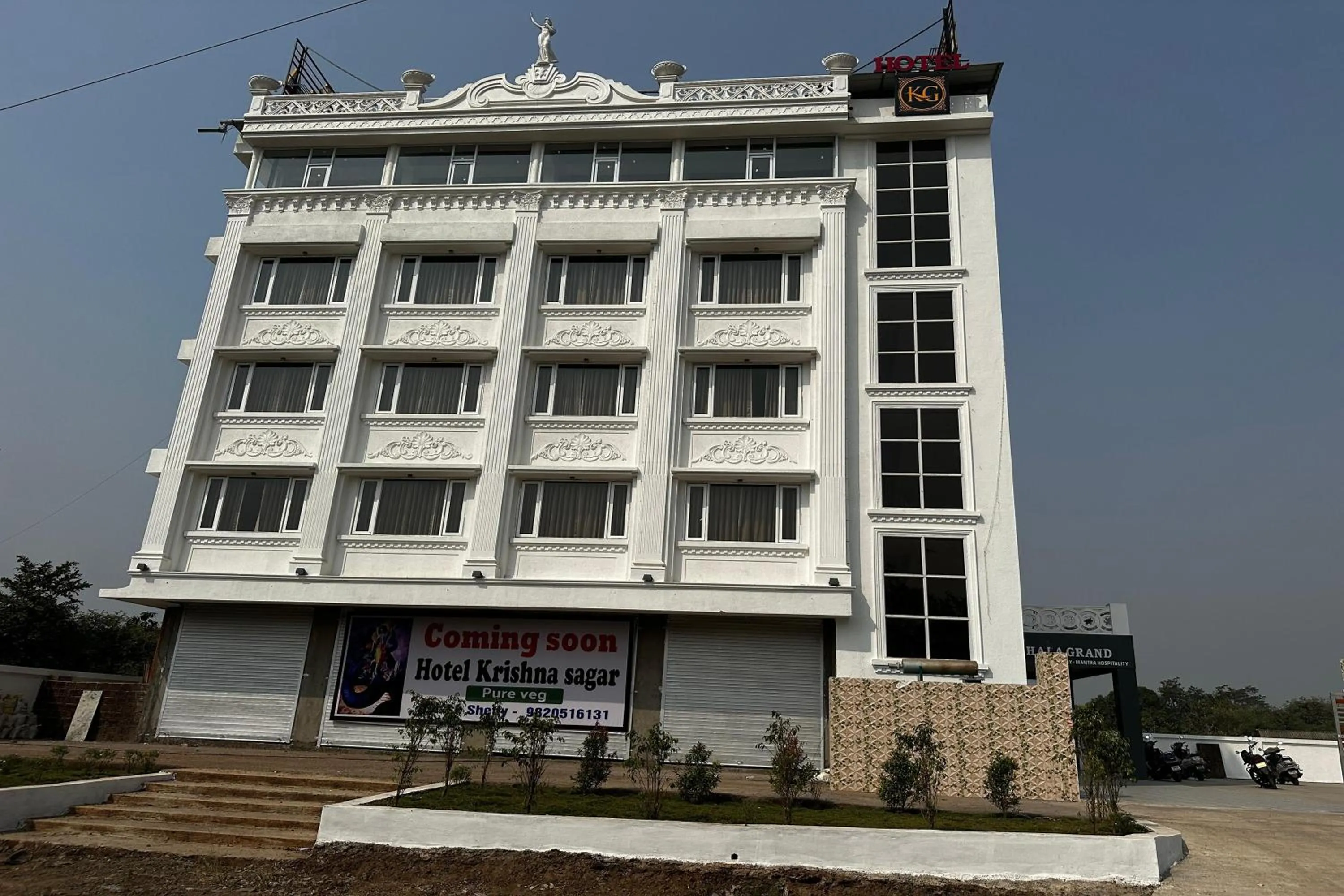 Property building in Hotel Kushala Grand, Dombivali