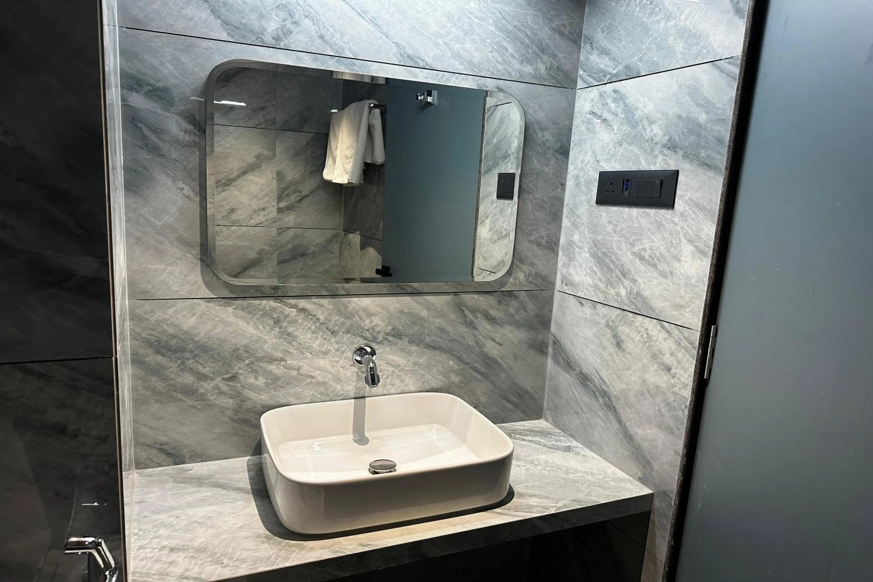 Bathroom in Hotel Kushala Grand, Dombivali