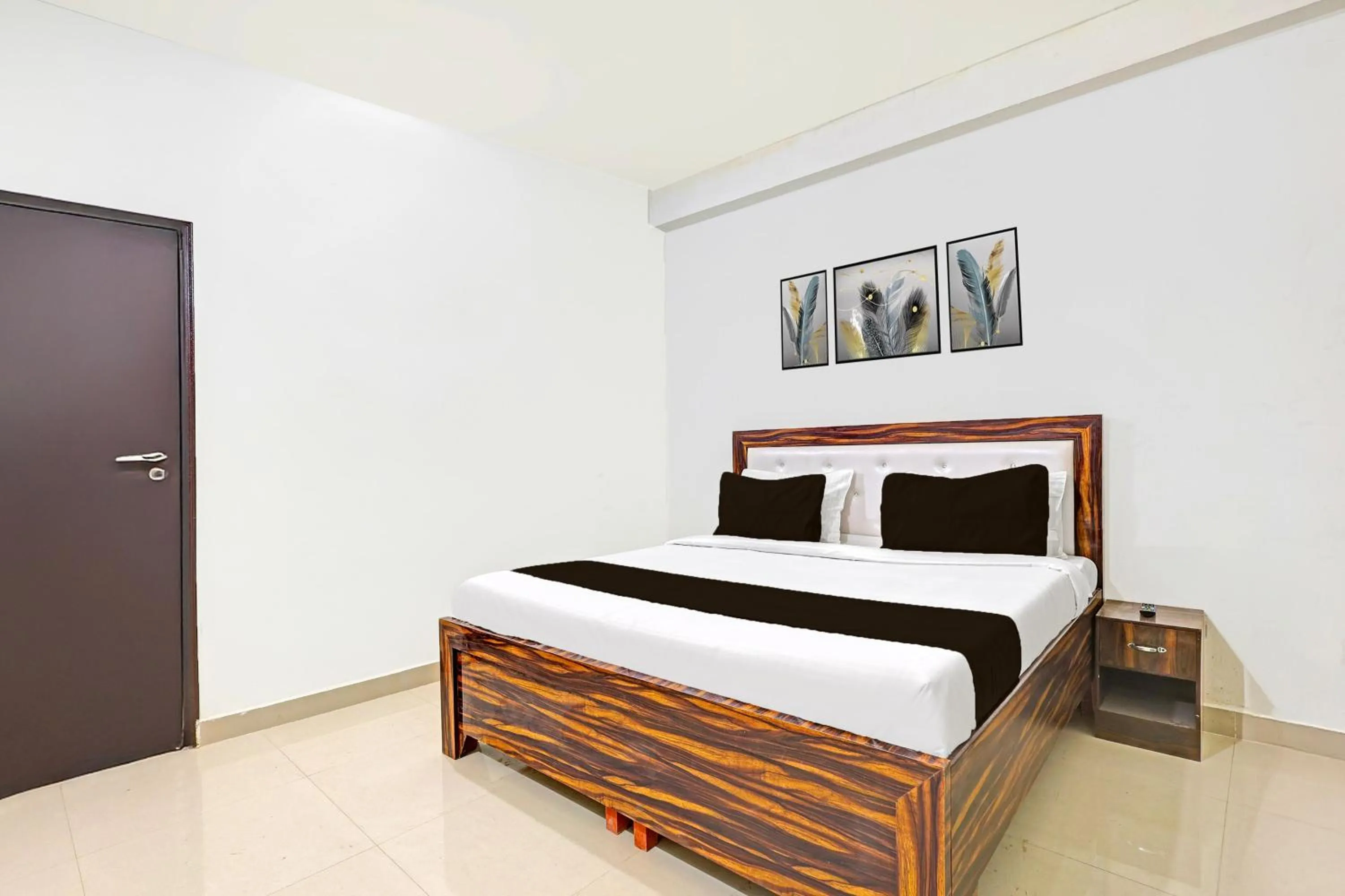 Bedroom, Bed in Hotel O SHAKTI RESIDENCY