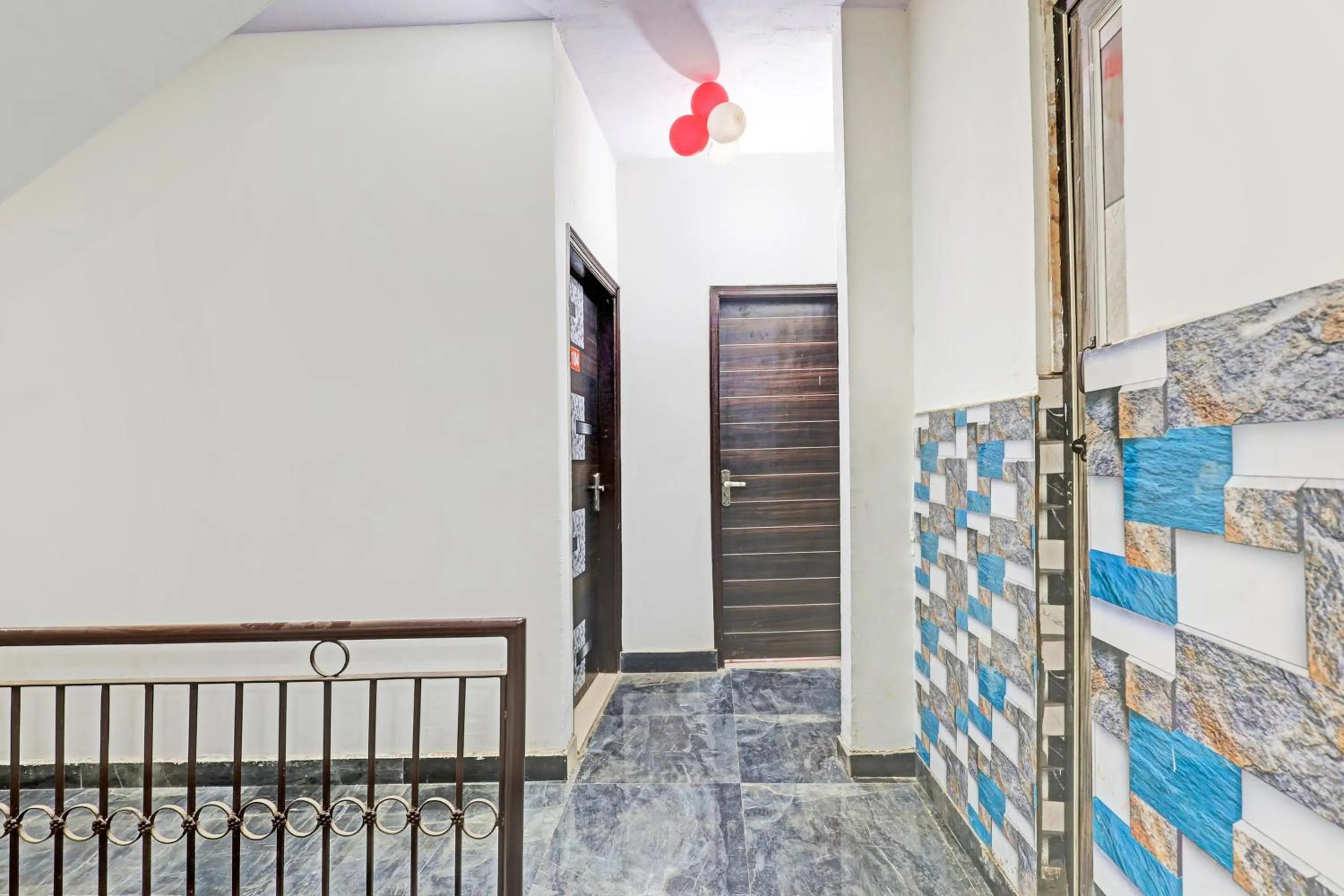 Lobby or reception in Hotel O SHAKTI RESIDENCY