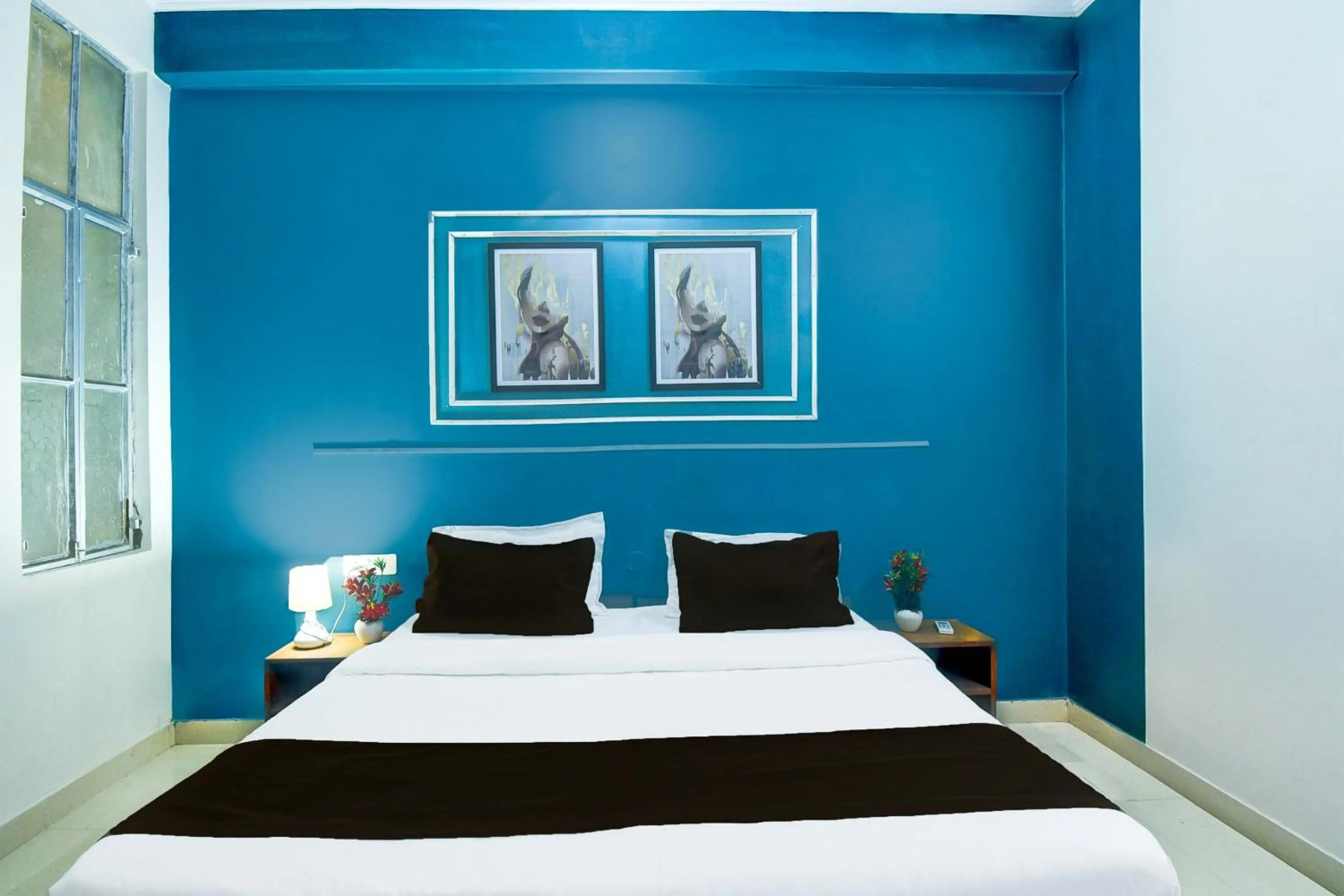 Bedroom in Hotel O SS