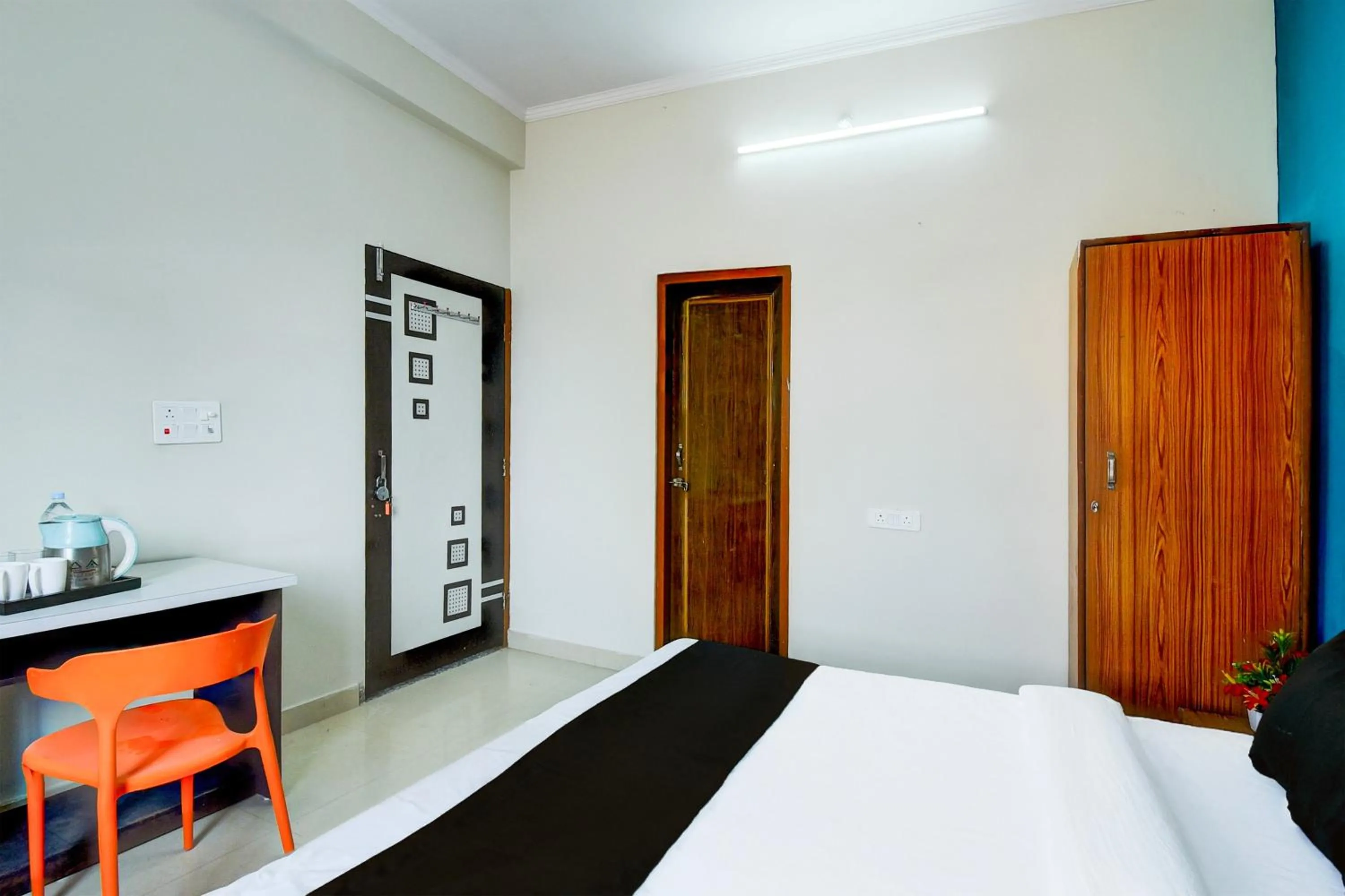 Bedroom in Hotel O SS