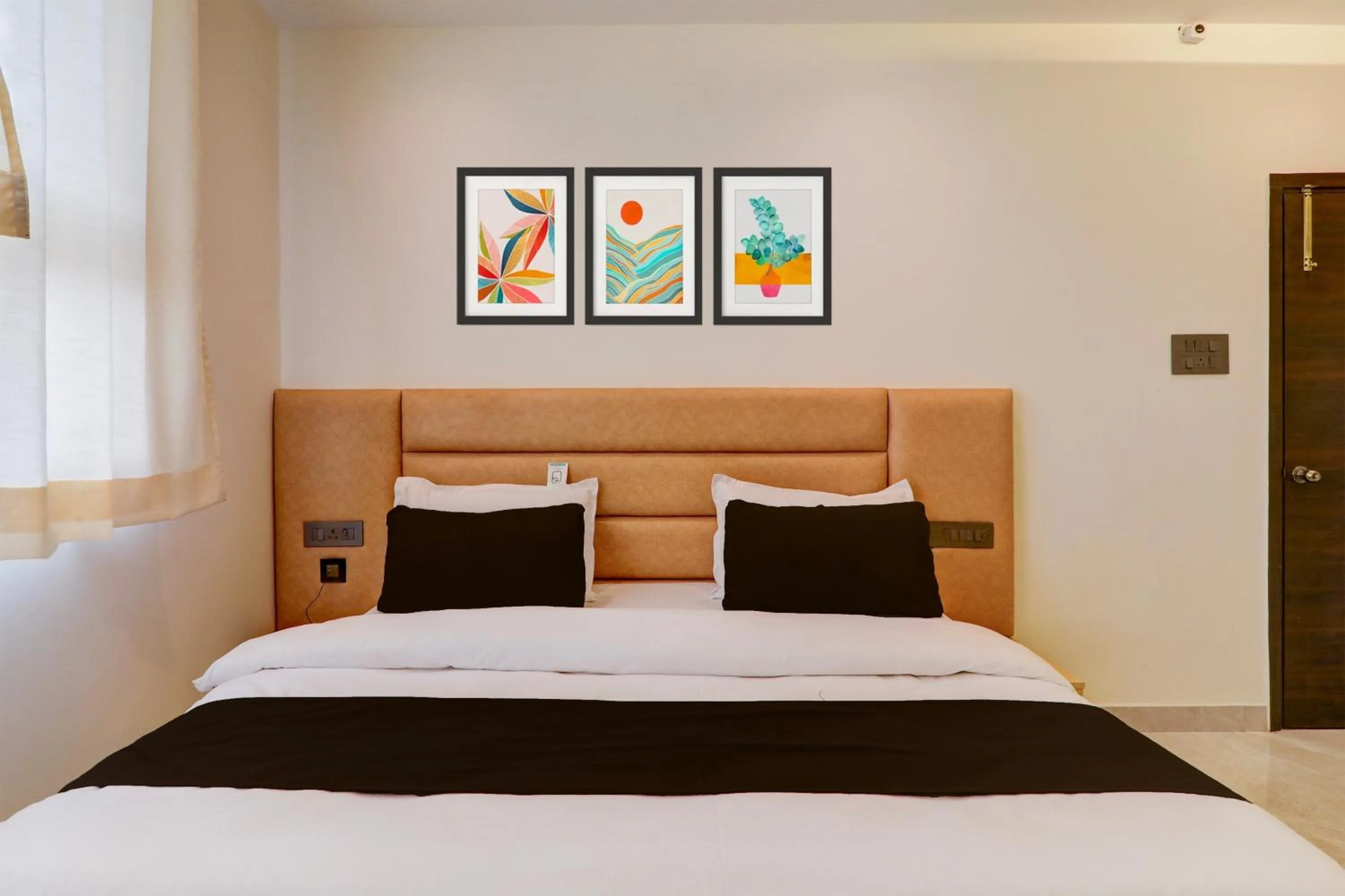 Bedroom in Collection O Siddharth Near A to Z Electronics