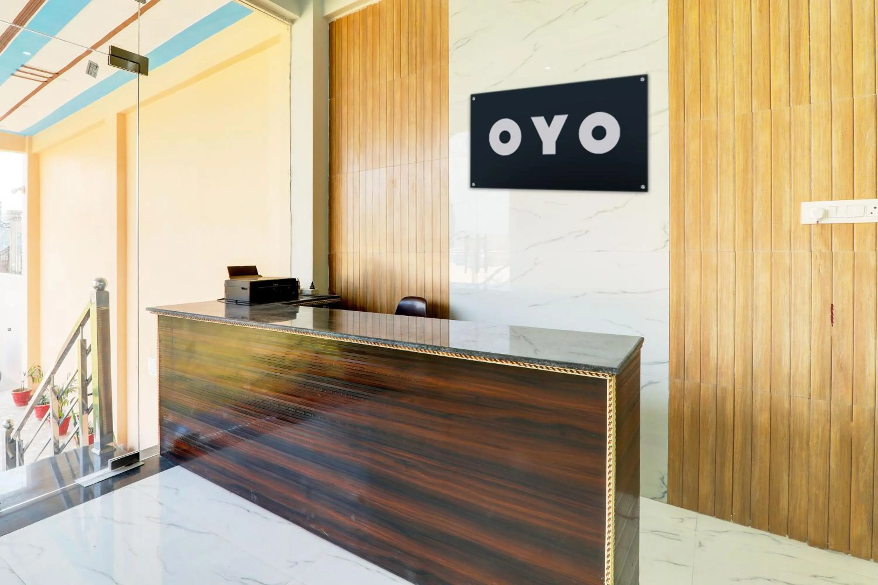 Lobby or reception in Hotel O Regalia Palace and Lawn