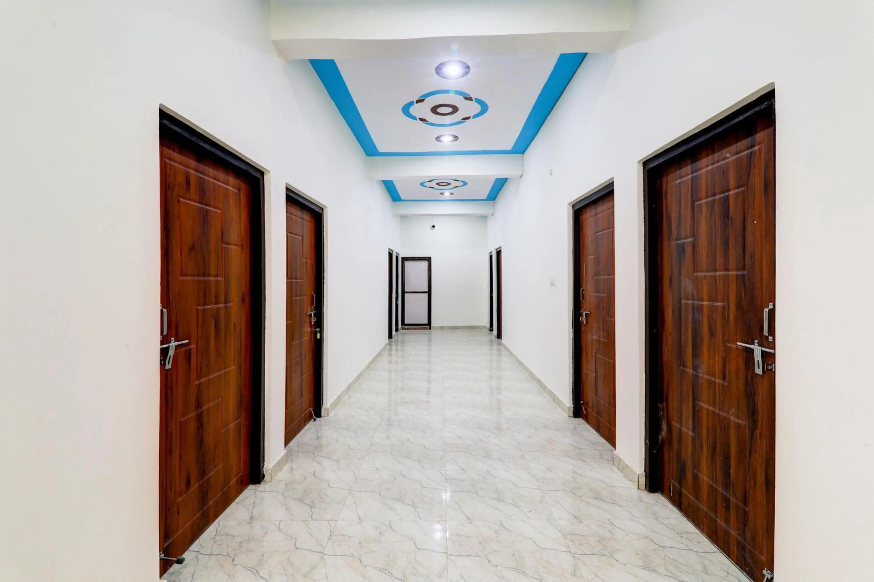 Lobby or reception in Hotel O Regalia Palace and Lawn