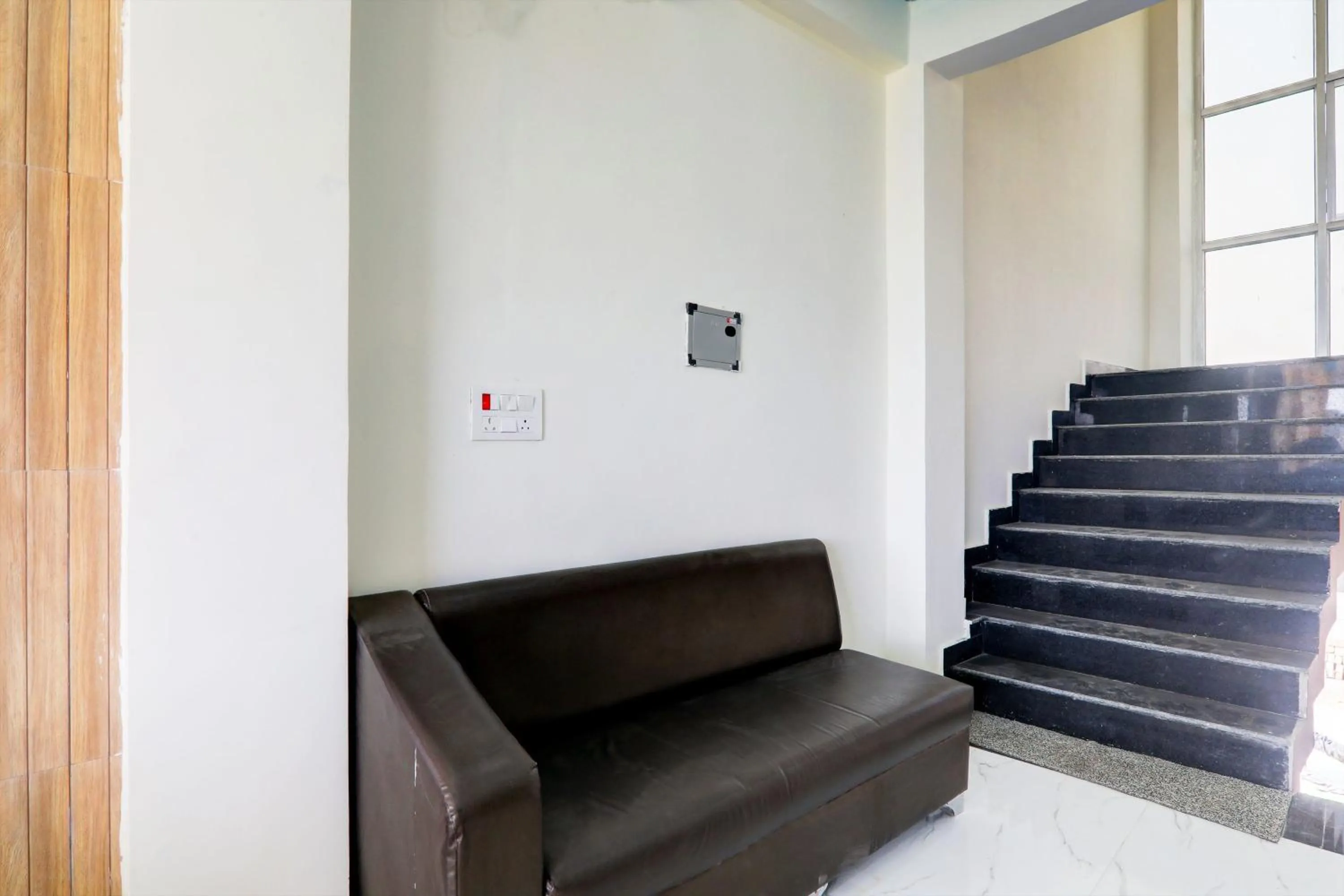 Lobby or reception in Hotel O Regalia Palace and Lawn