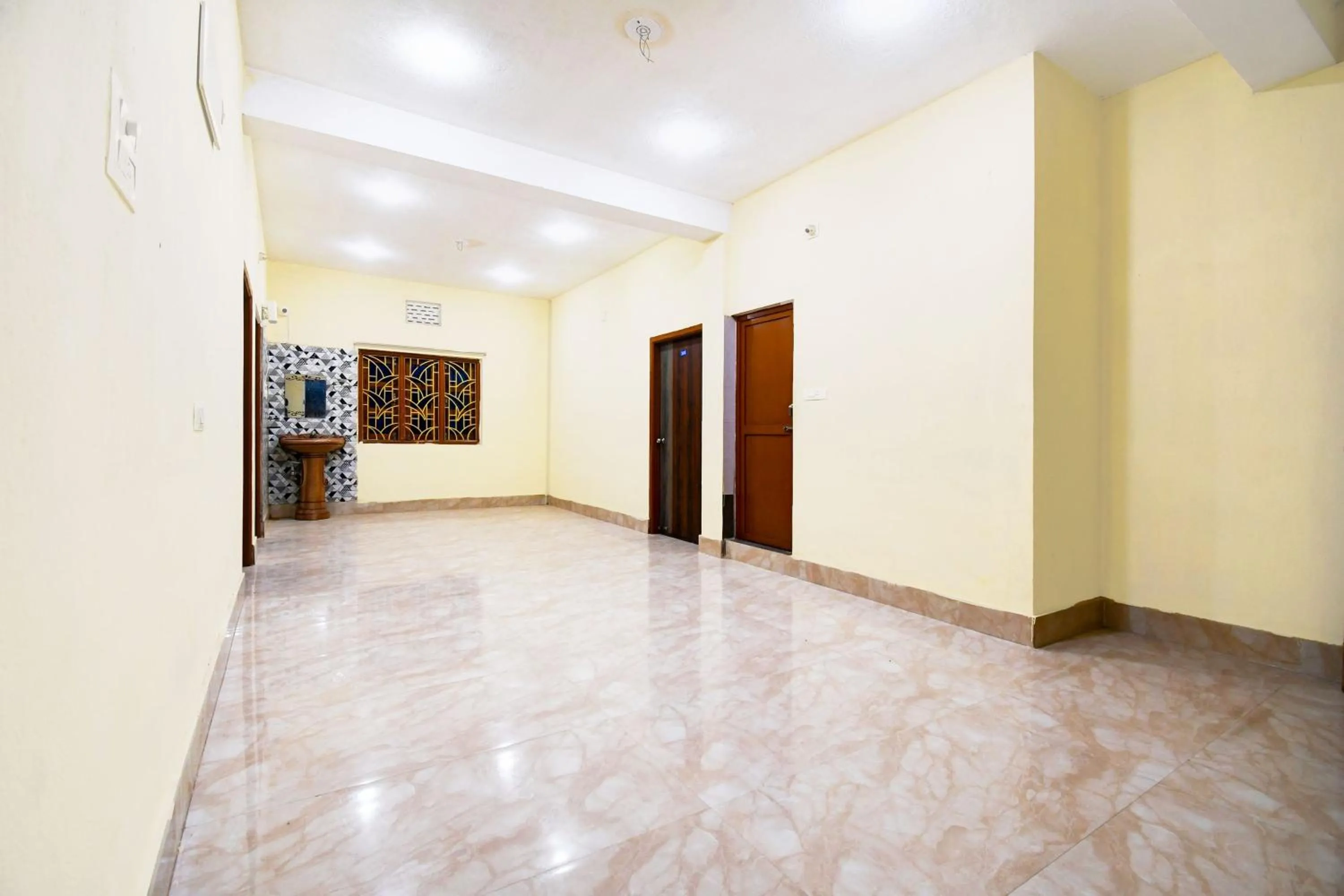 Lobby or reception in Hotel O HIGHWAY STAY IN