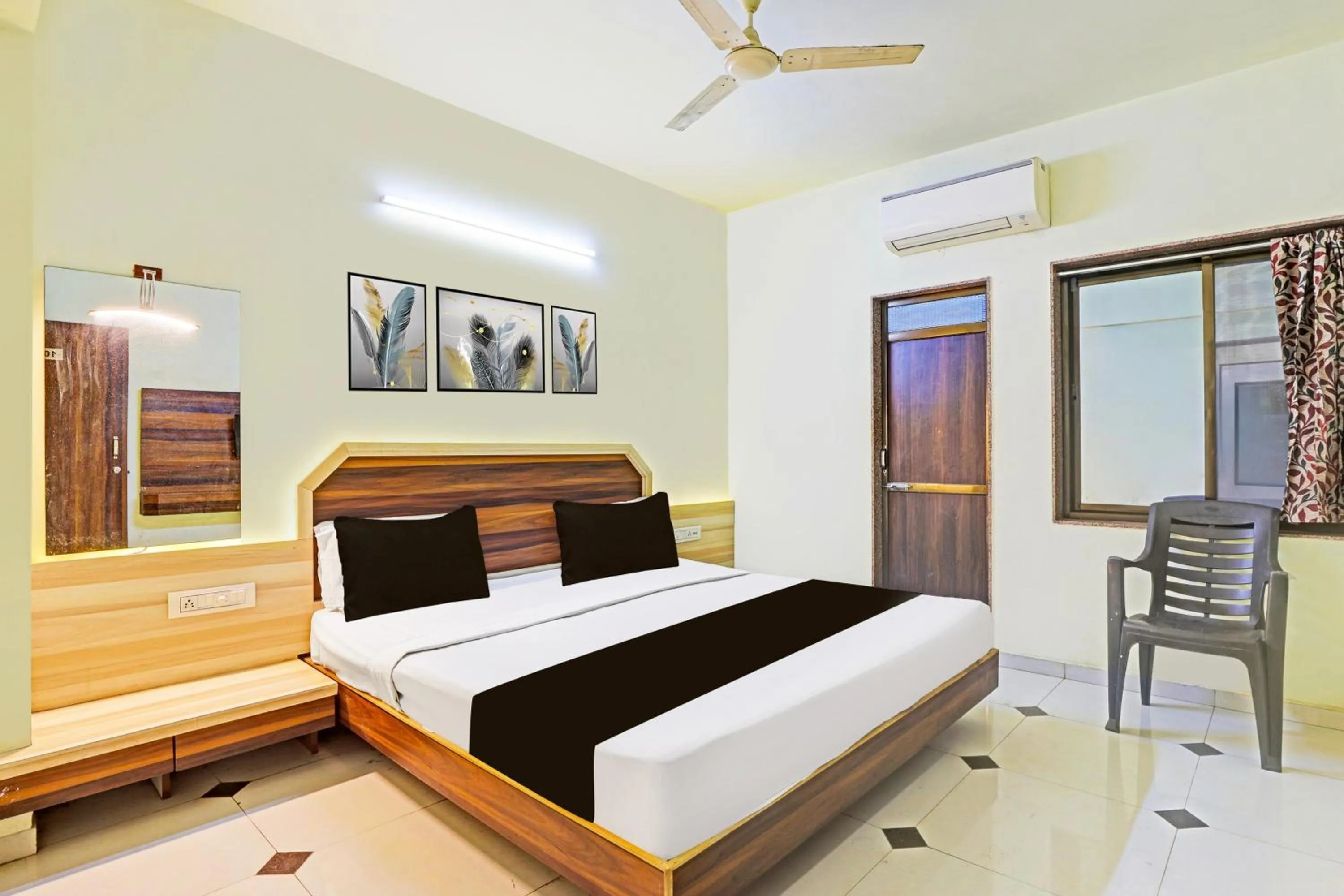 Bedroom, Bed in Hotel O Royal Season