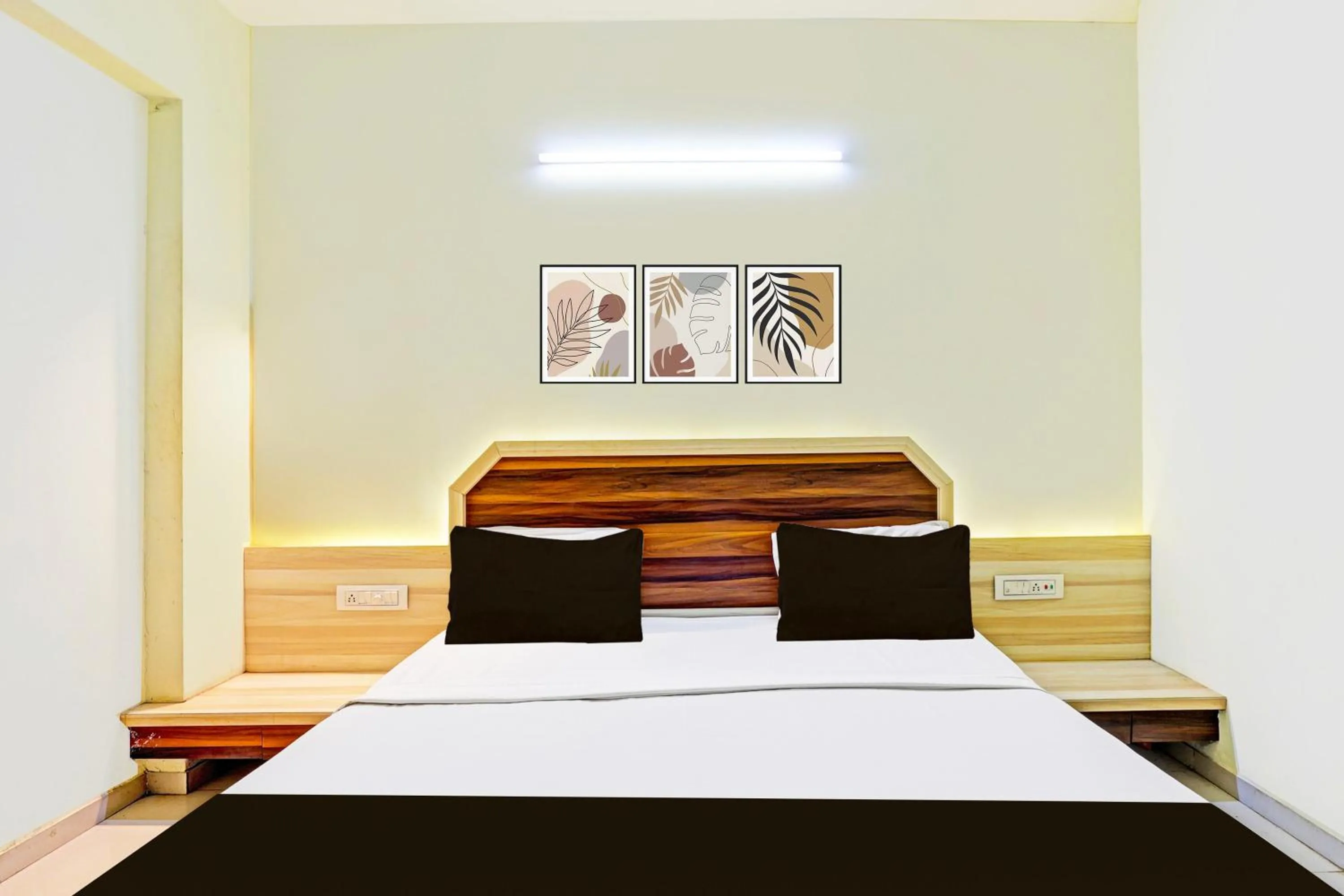 Bedroom, Bed in Hotel O Royal Season