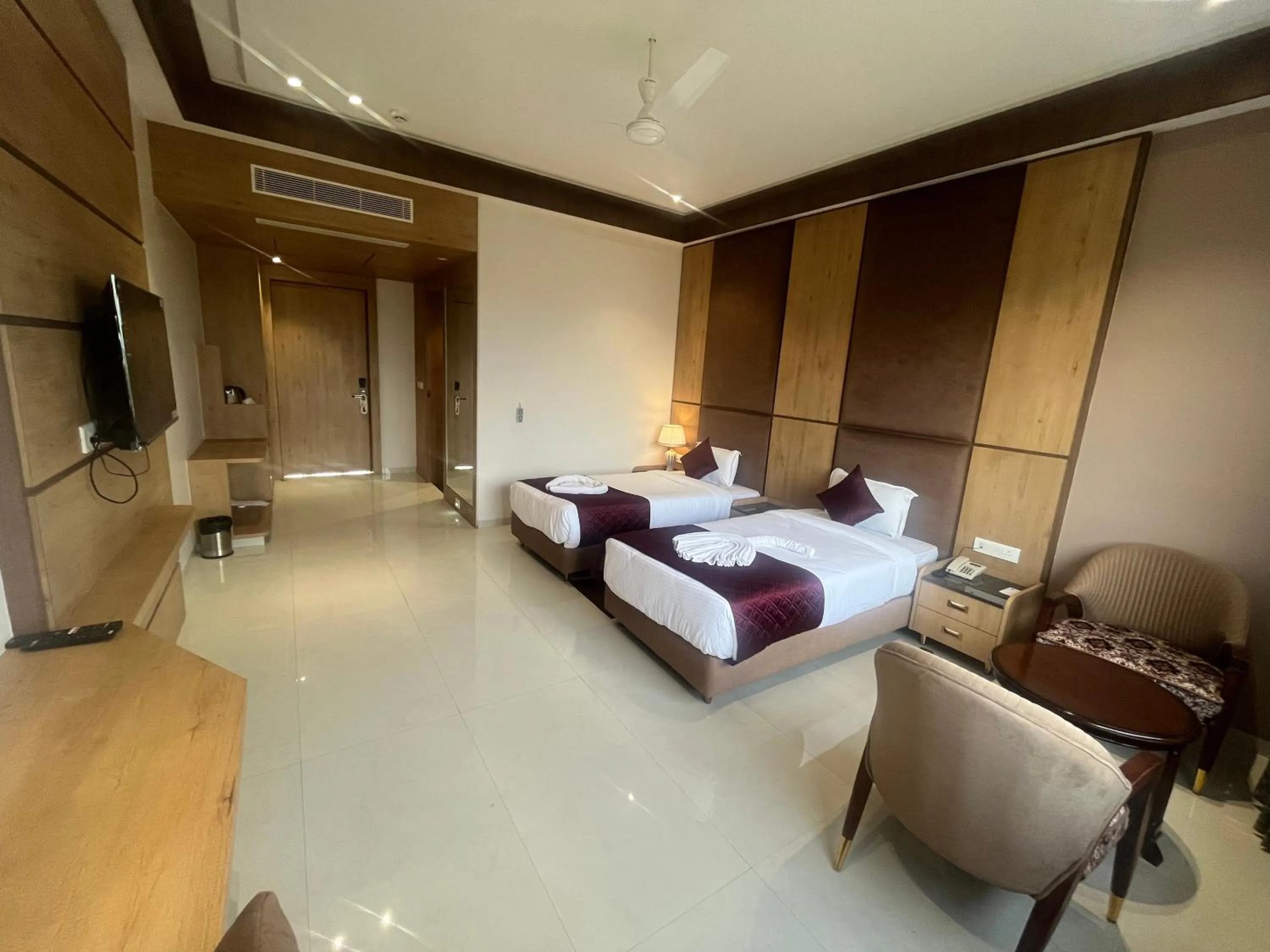 Bedroom, Bed in Nirvana Grand Hotel & Resort