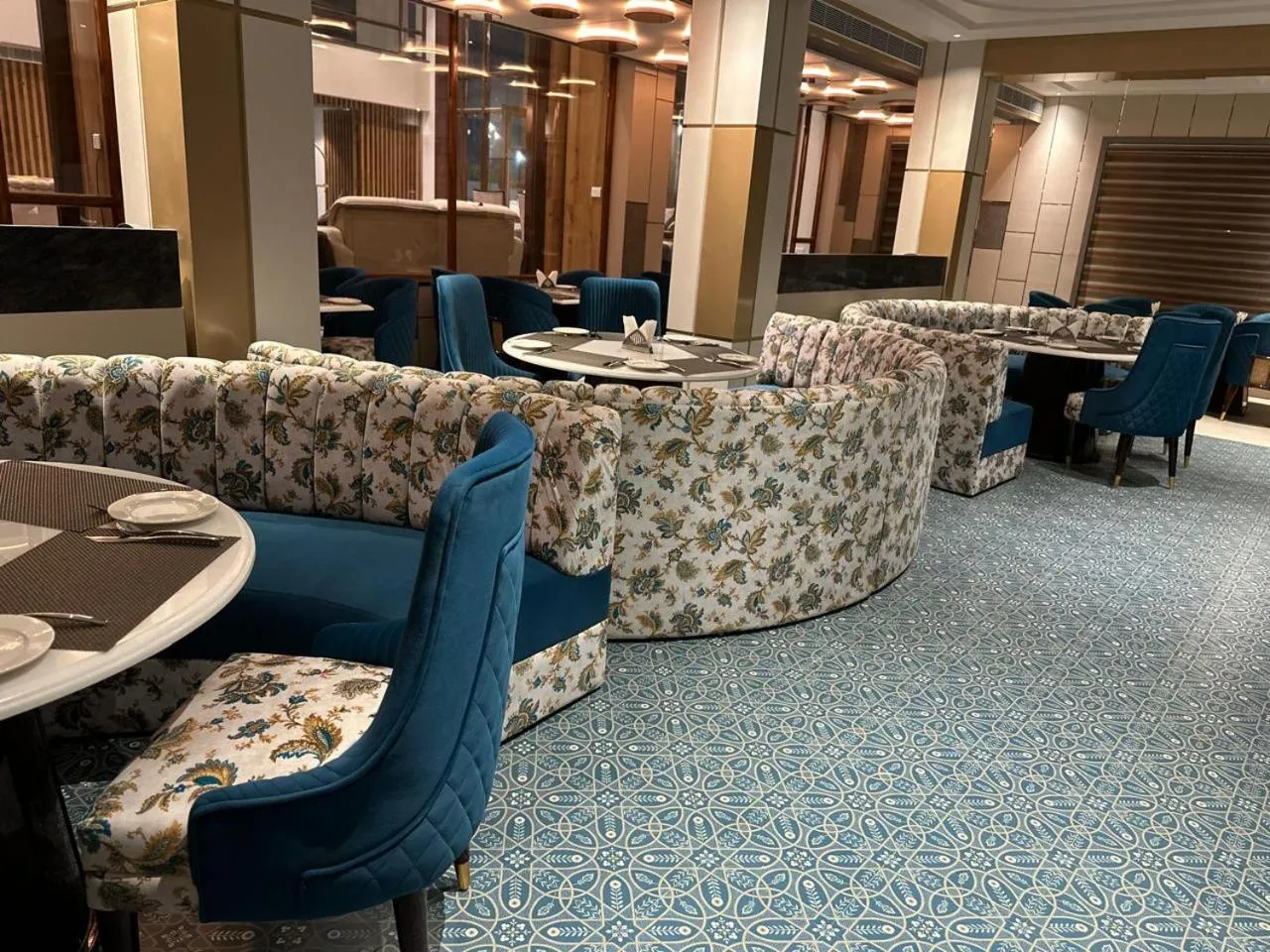 Restaurant/places to eat in Nirvana Grand Hotel & Resort