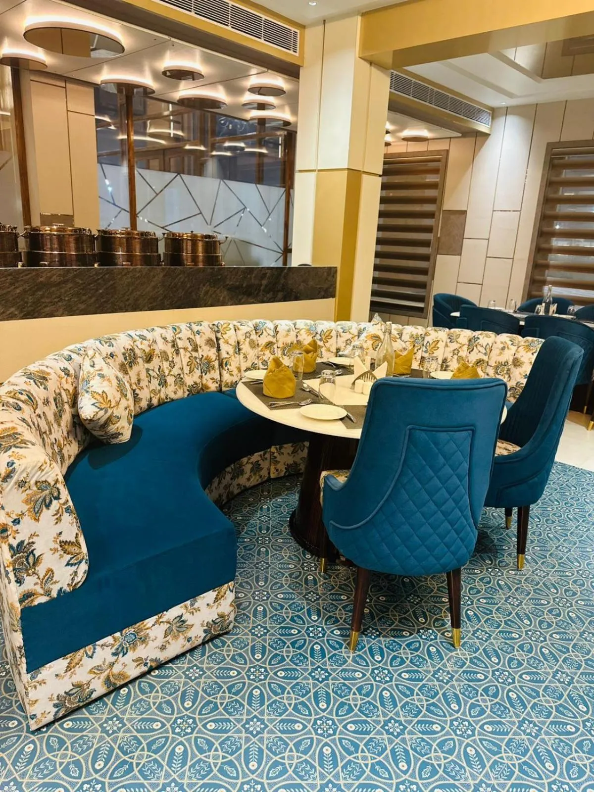 Restaurant/places to eat in Nirvana Grand Hotel & Resort