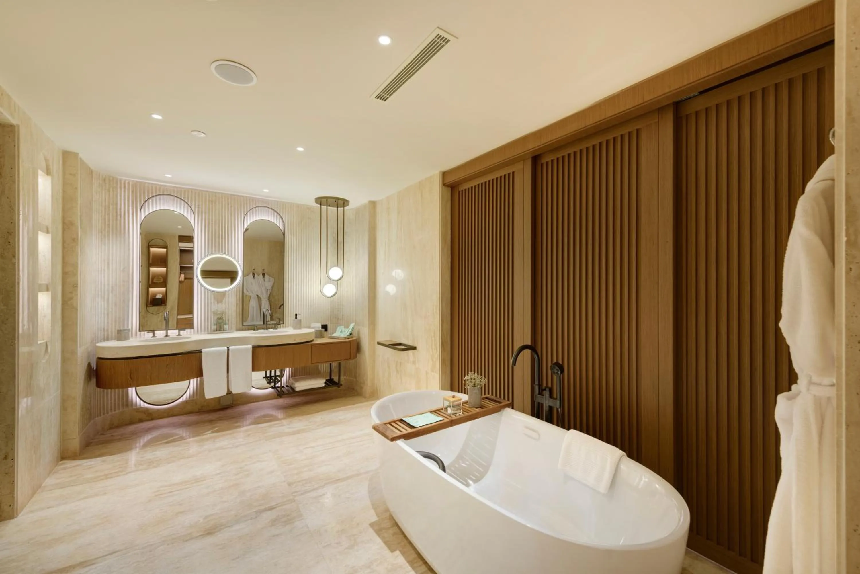 Bathroom in Regnum The Crown