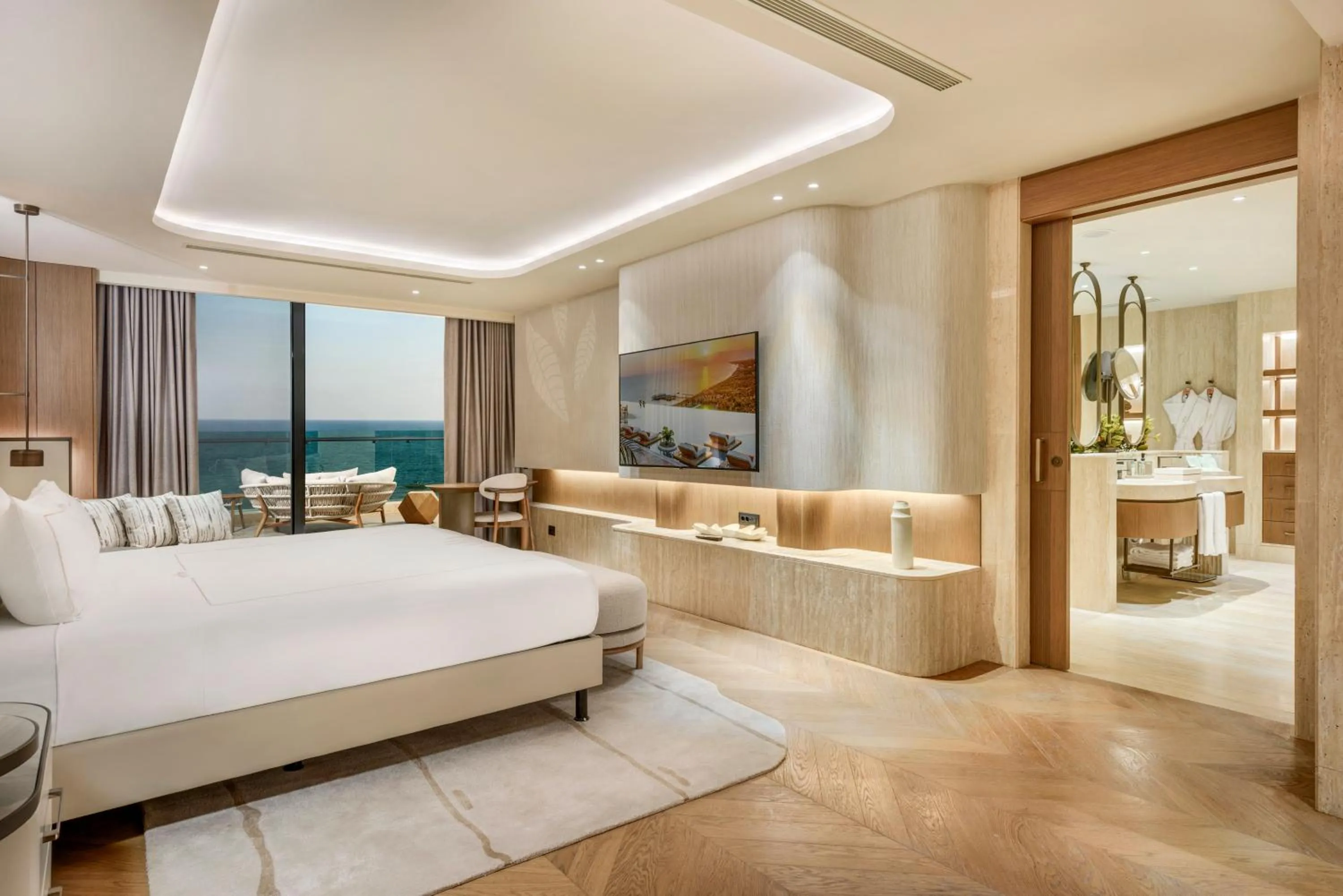 Bedroom, Bed in Regnum The Crown