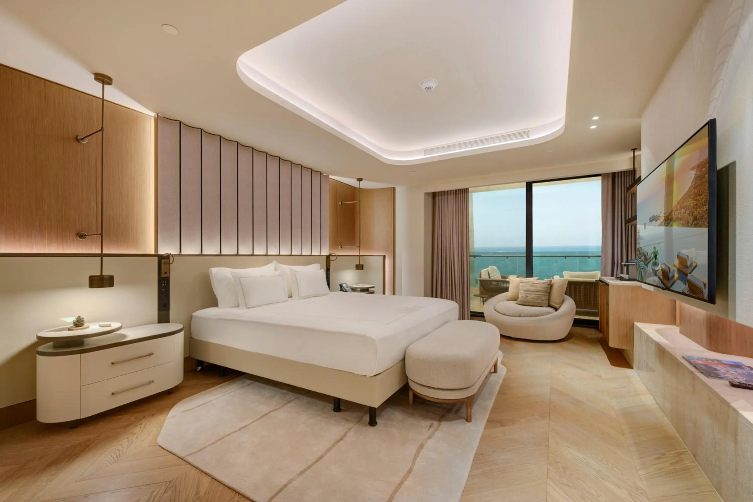 Bed in Regnum The Crown