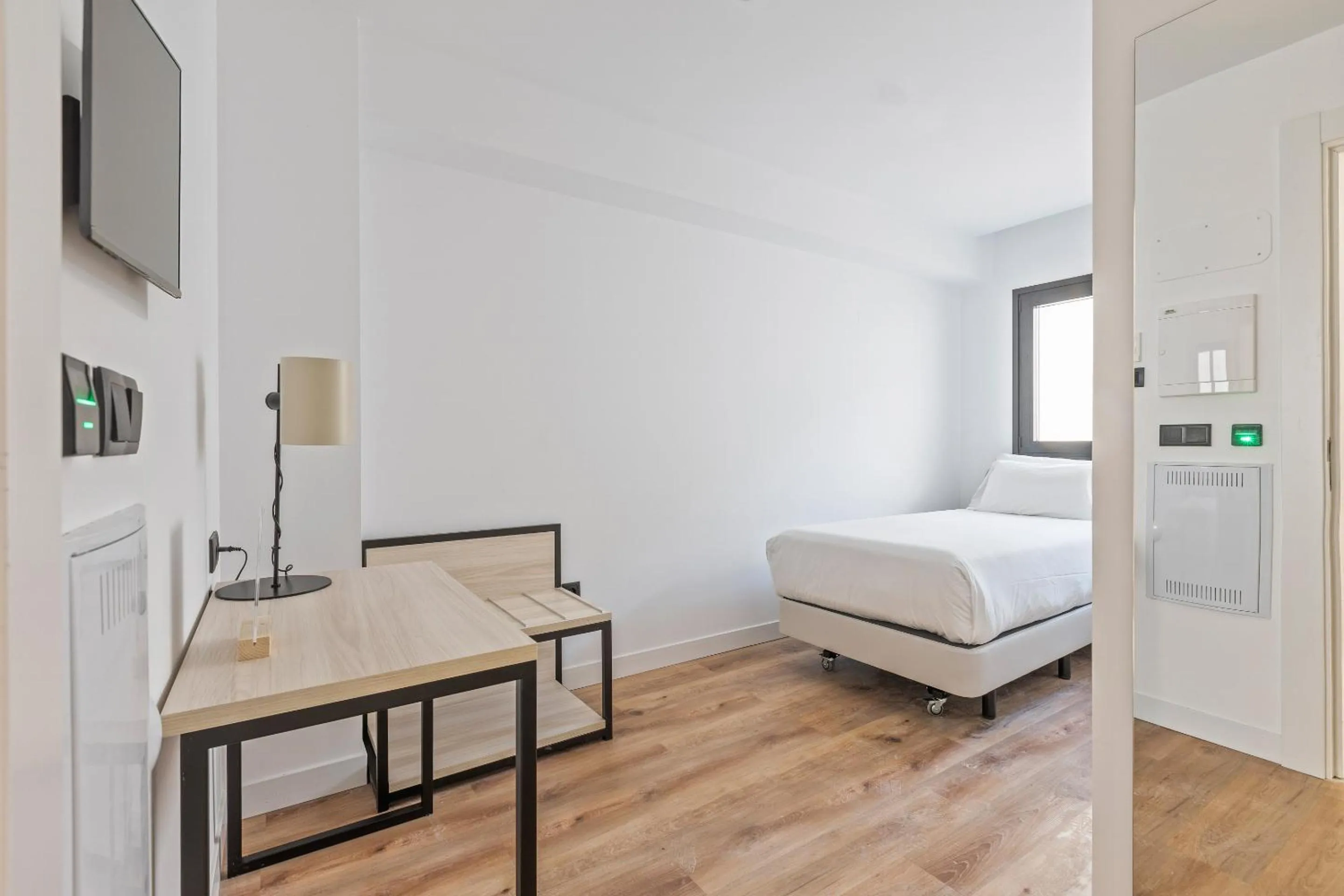 Photo of the whole room, Bed in Sercotel Cruz Del Mar