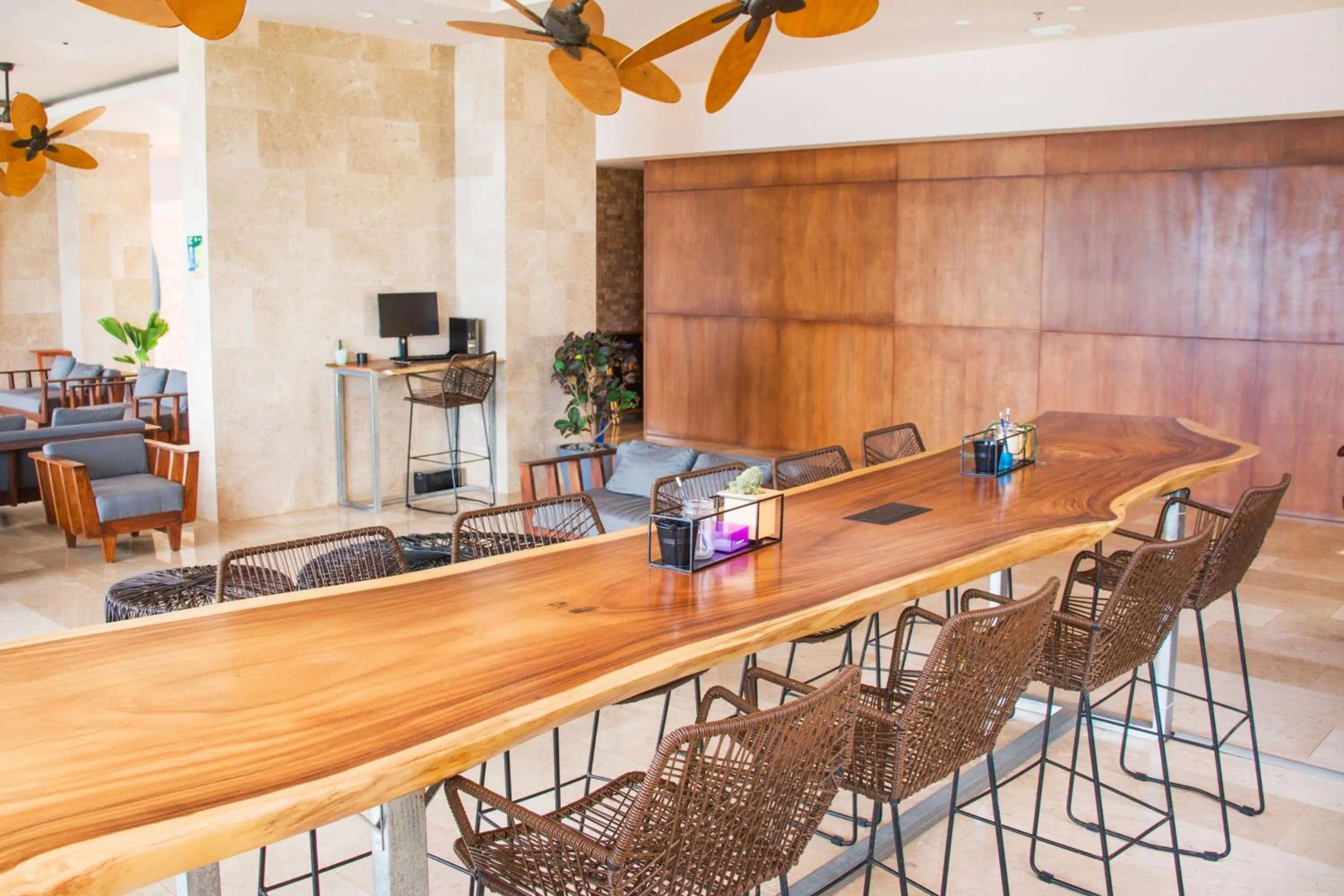 Lobby or reception in Wyndham Tamarindo