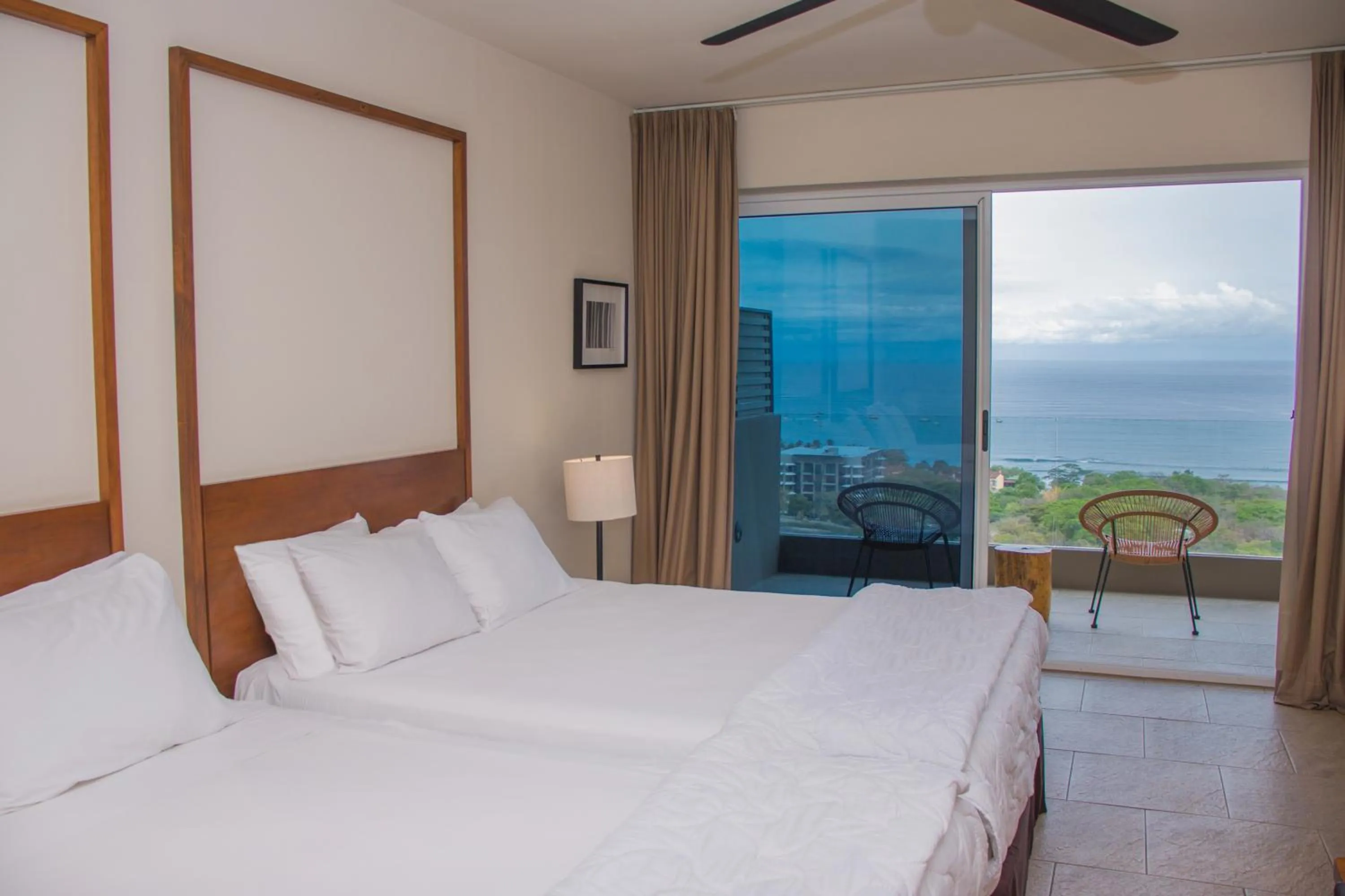 Bed in Wyndham Tamarindo