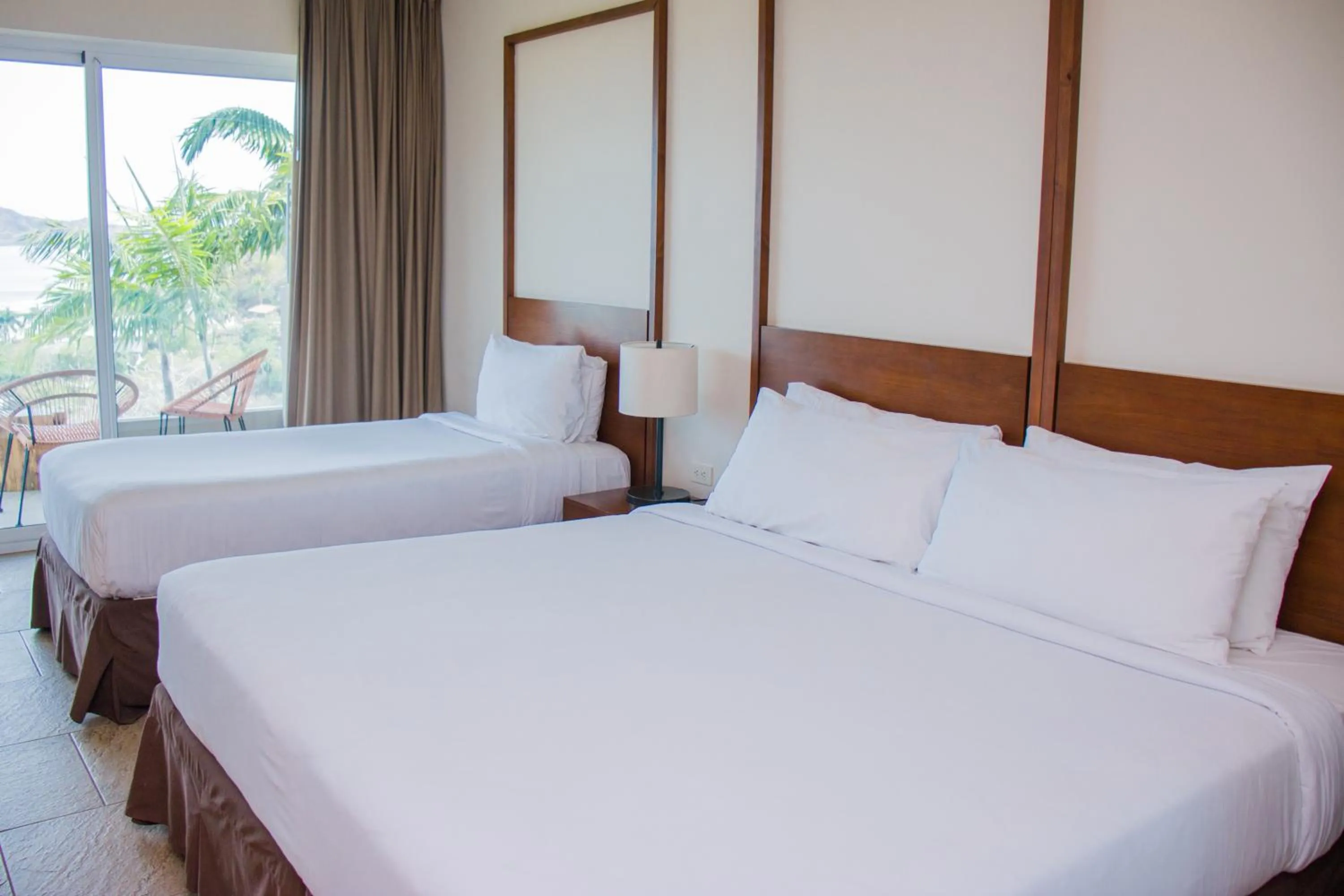 Bed in Wyndham Tamarindo