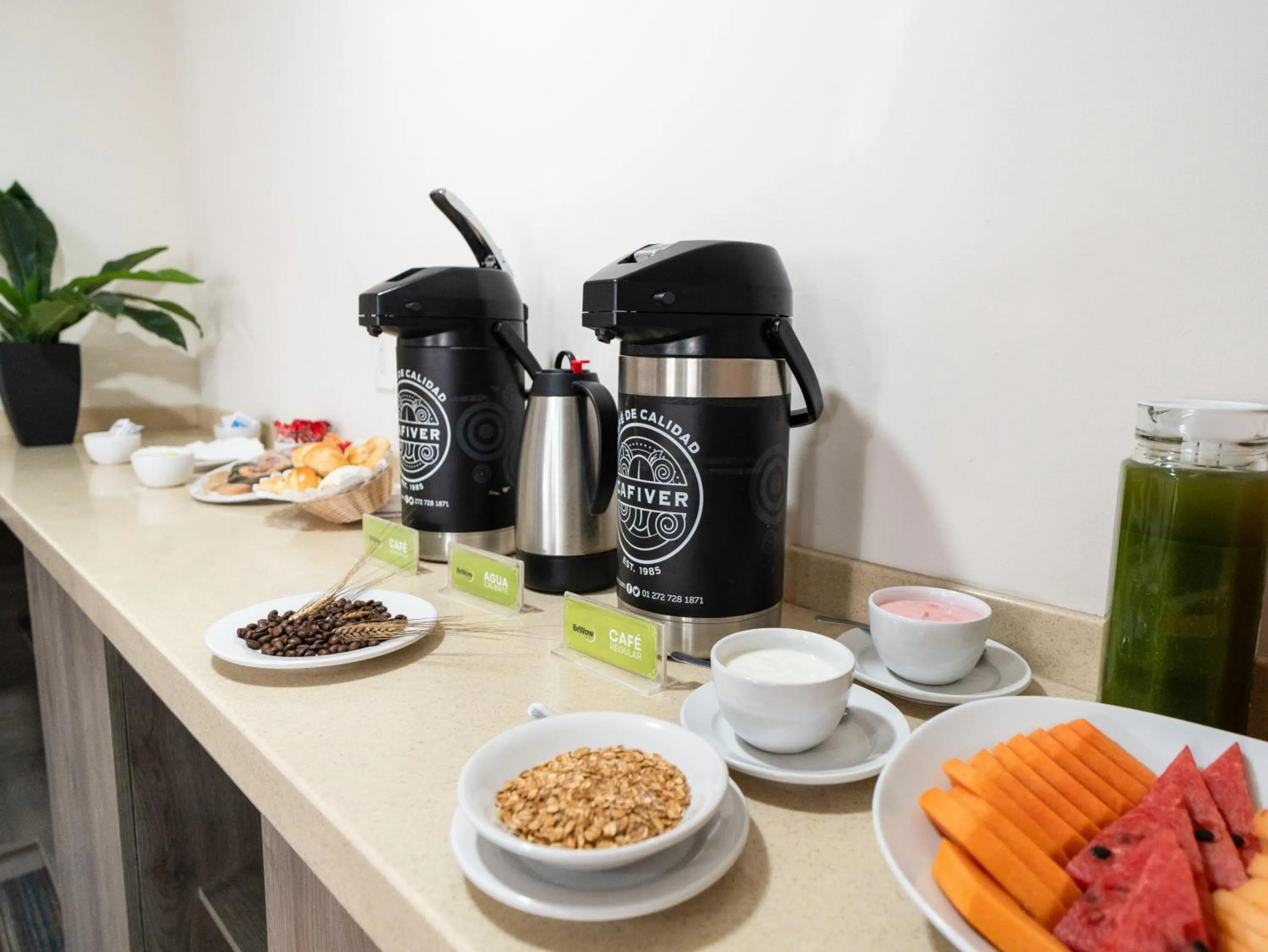 Meeting/conference room in BeWow Hotel Querétaro