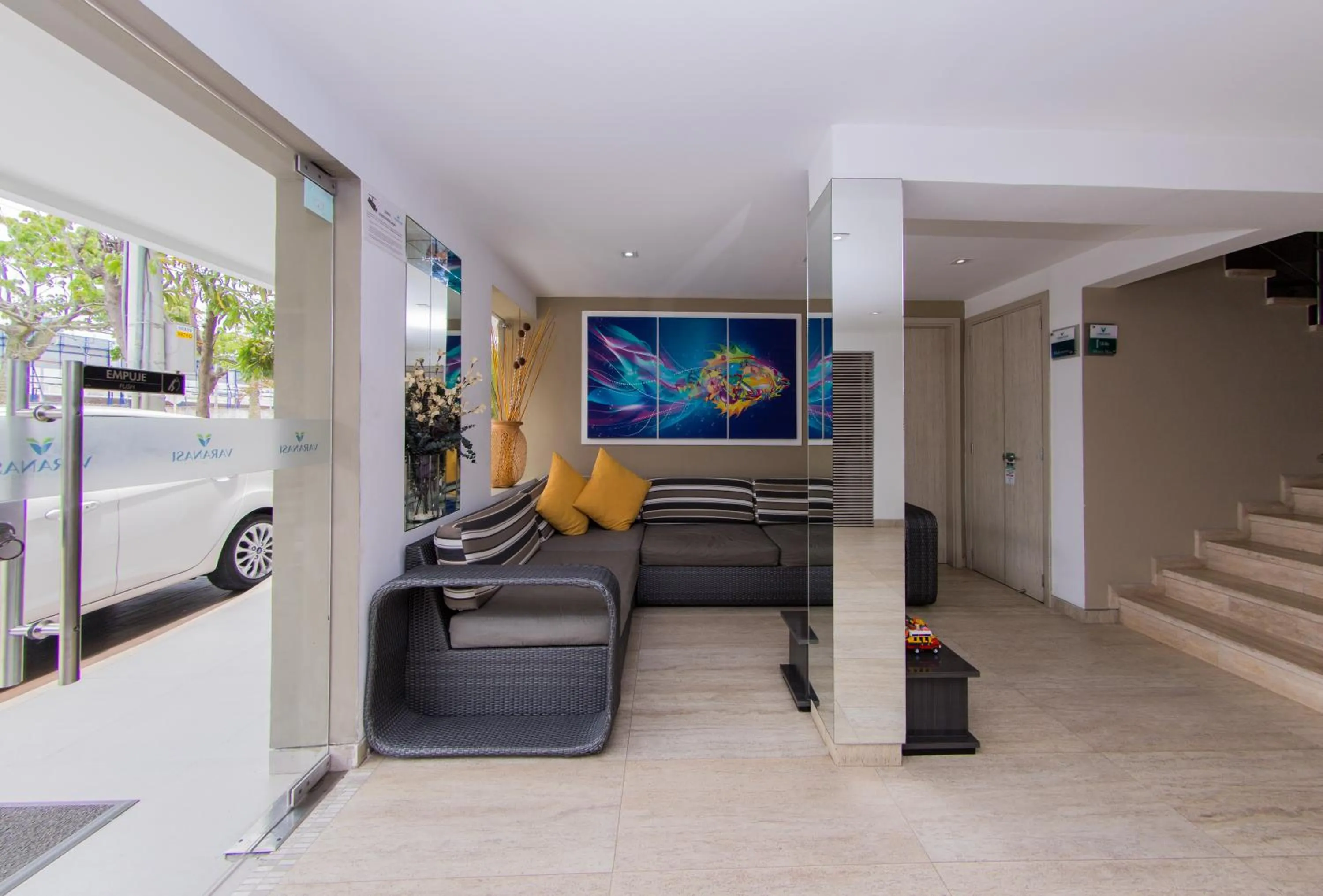 Lobby or reception in Varanasi Hotel Boutique Aeropuerto