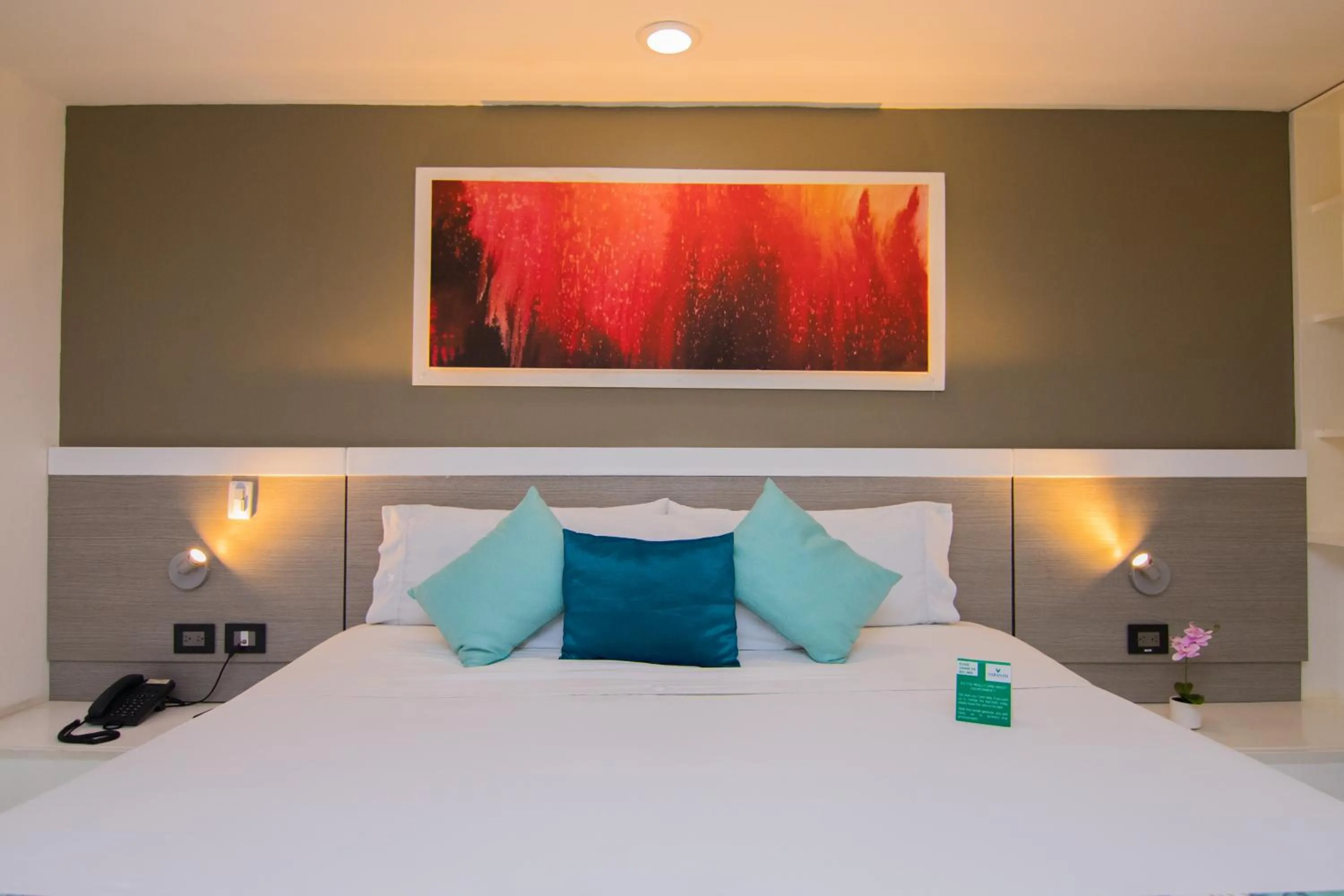 Bed in Varanasi Hotel Boutique Aeropuerto