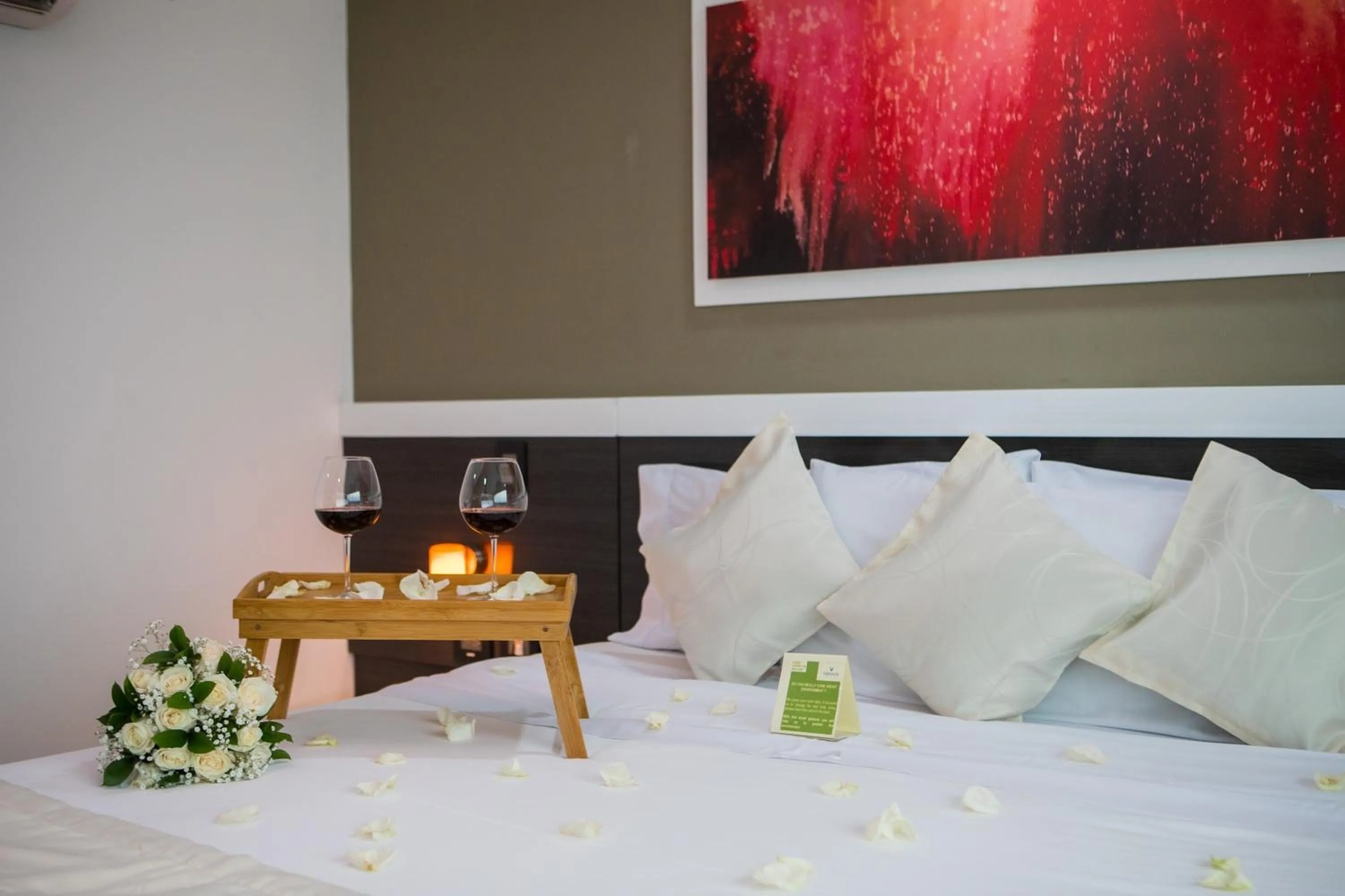 Bed in Varanasi Hotel Boutique Aeropuerto